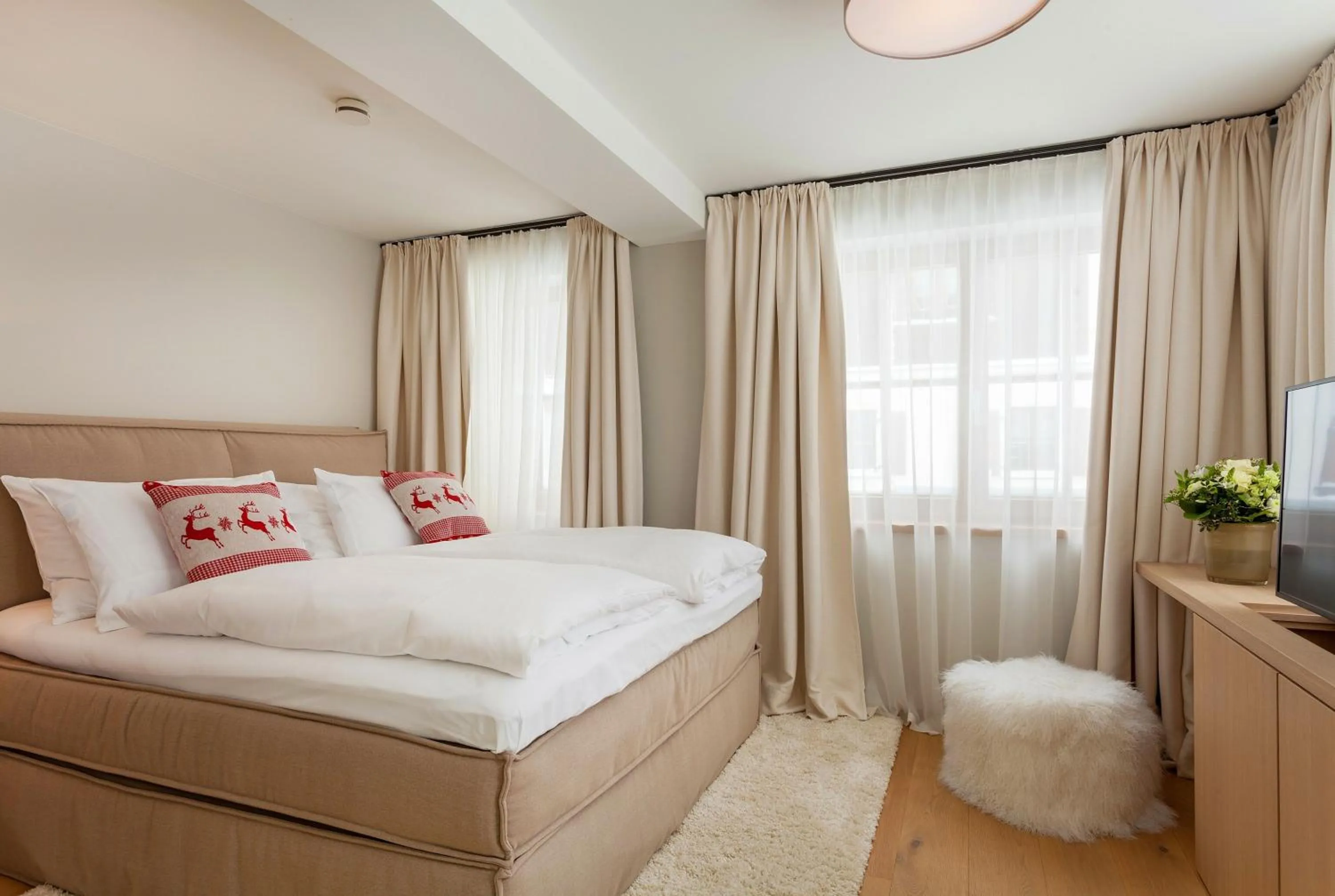 Bed in A-ROSA Hotel Thurnher's Alpenhof