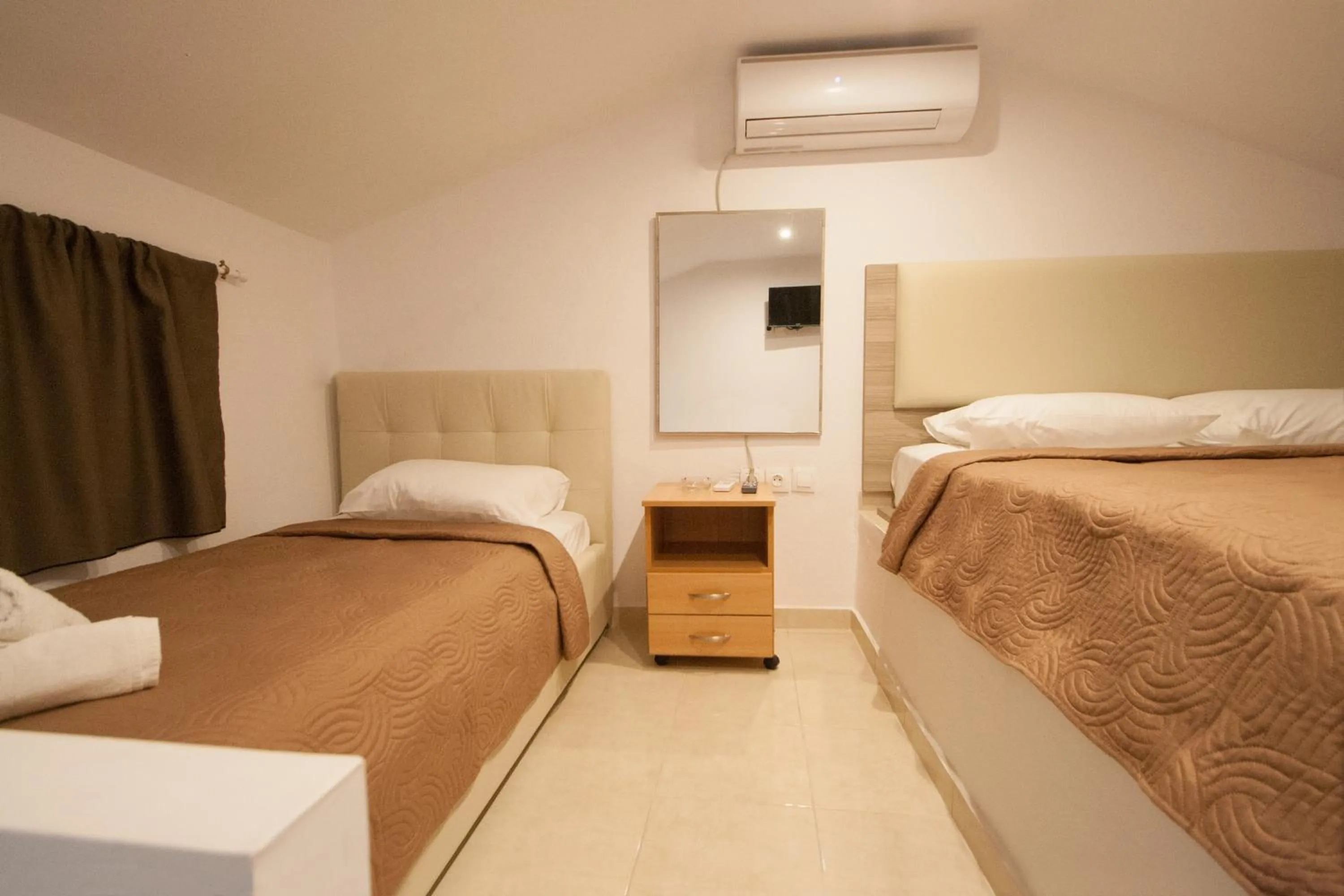 Bed in AVOCADO Skiathos