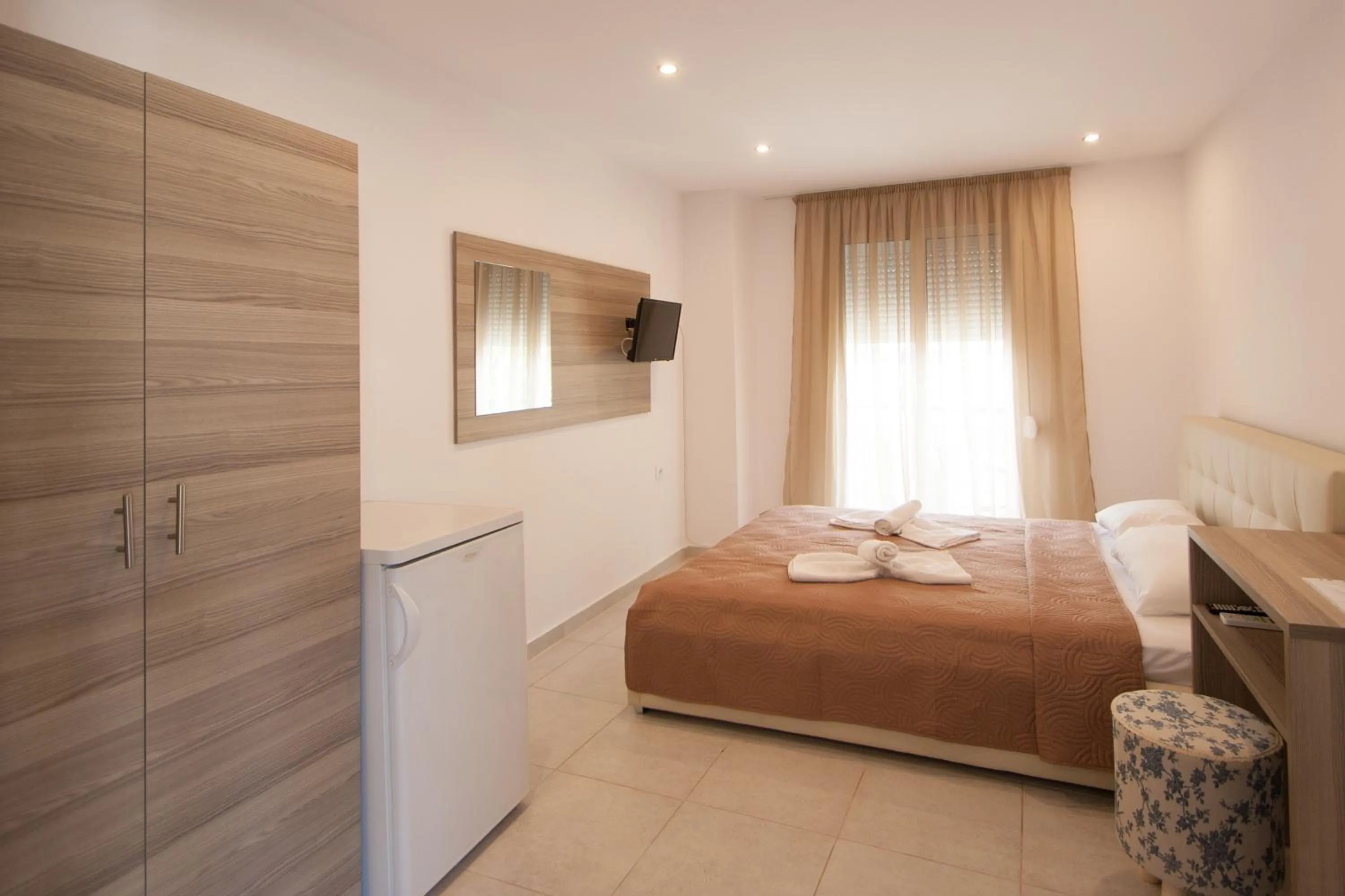 Bed in AVOCADO Skiathos