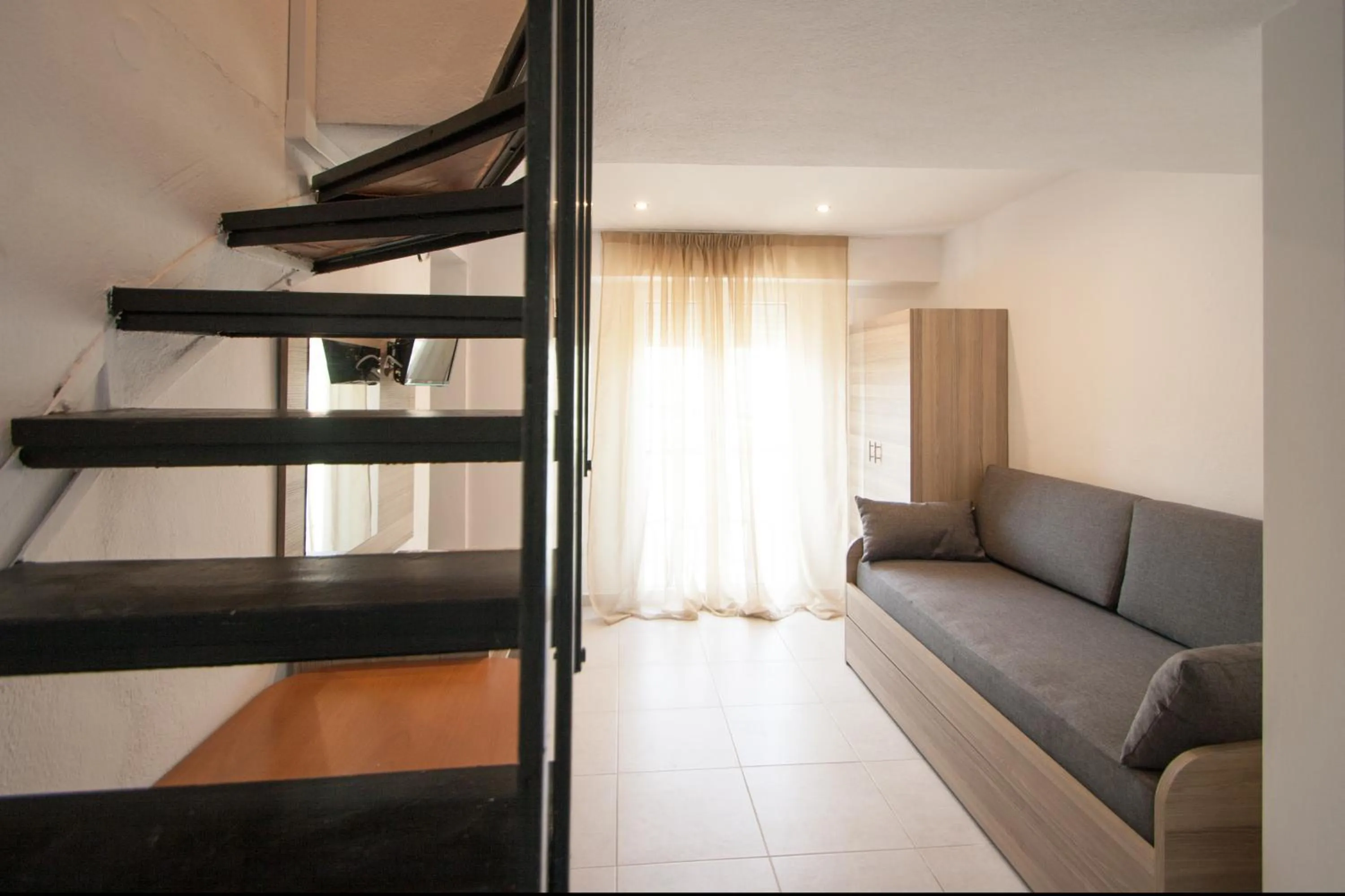 Bed in AVOCADO Skiathos