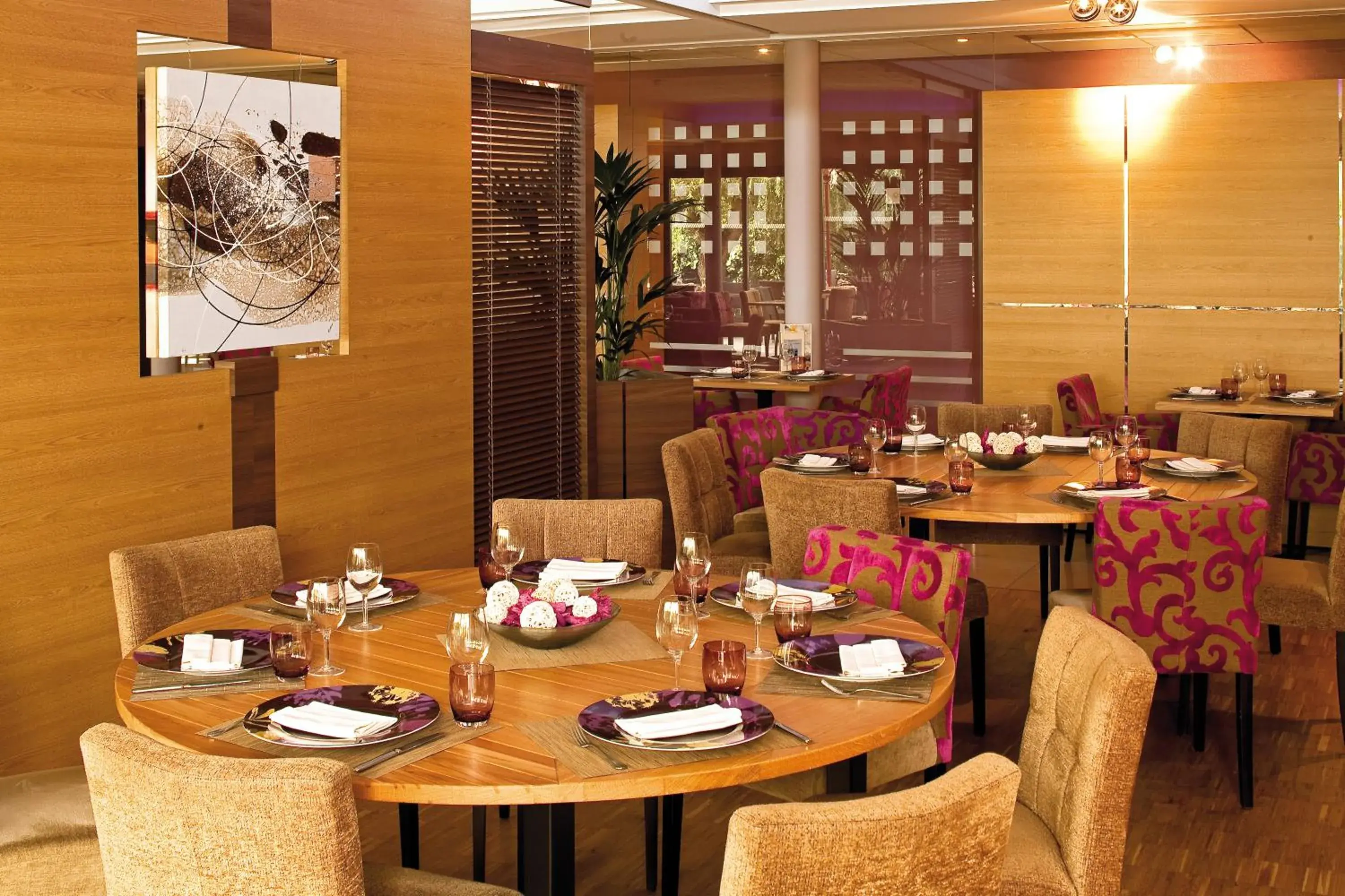 Restaurant/places to eat in Kyriad Nantes Sud - Bouaye Aéroport Restaurant/places to eat in Kyriad Nantes Sud - Bouaye Aéroport