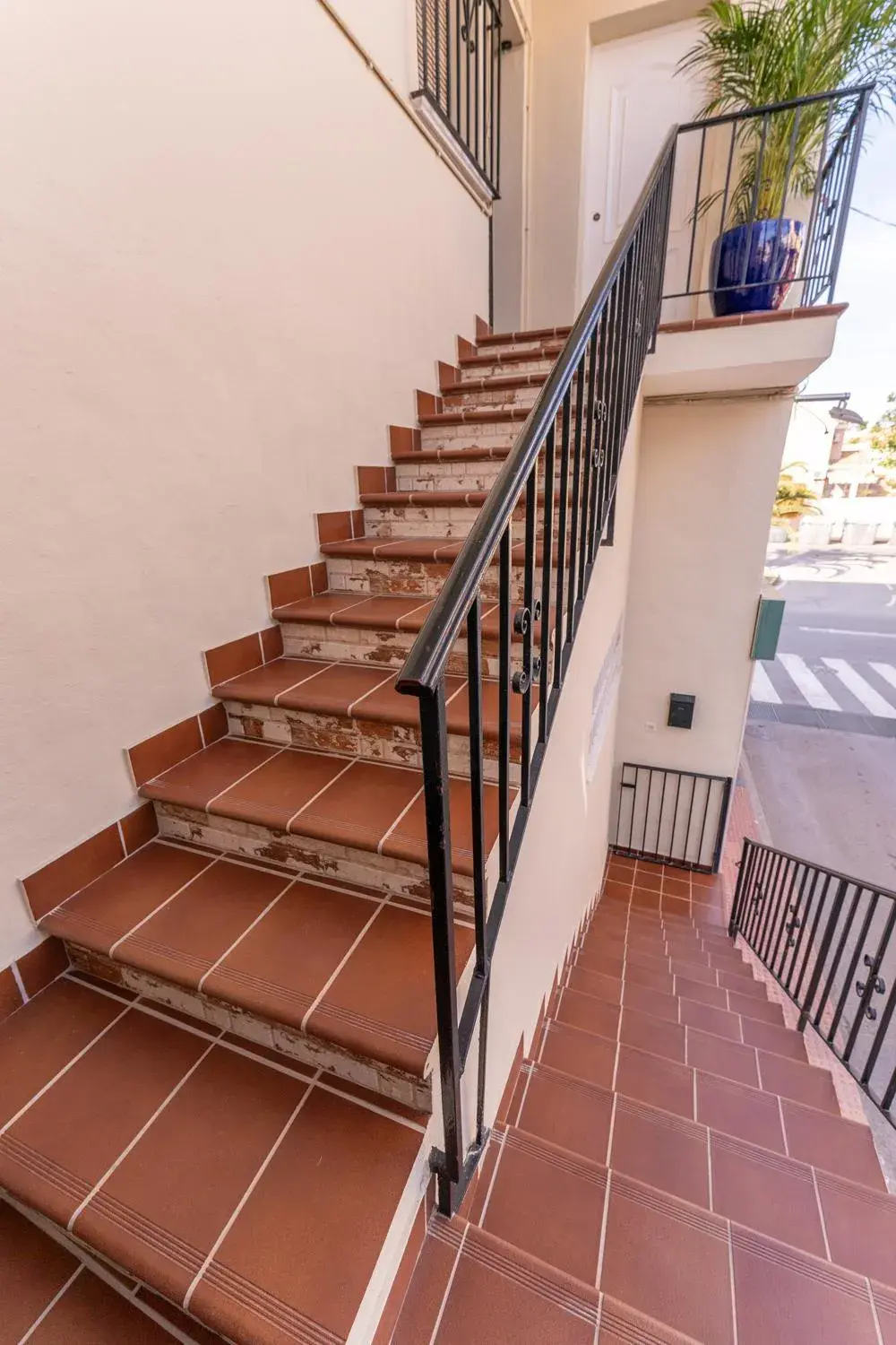 Facade/entrance in Urban Rooms B&R Facade/entrance in Urban Rooms B&R