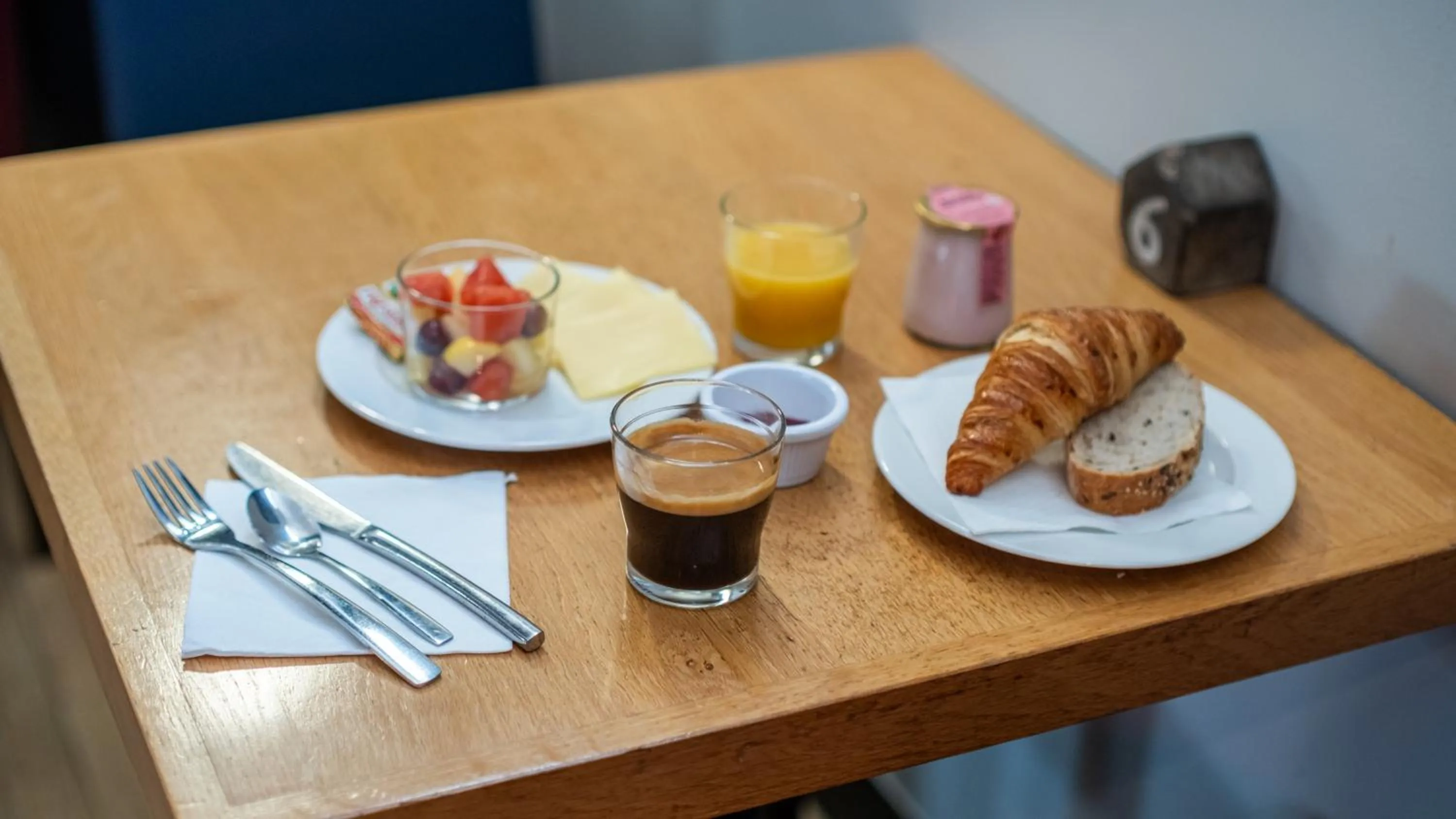 Breakfast in Campanile PRIME - Nice Airport