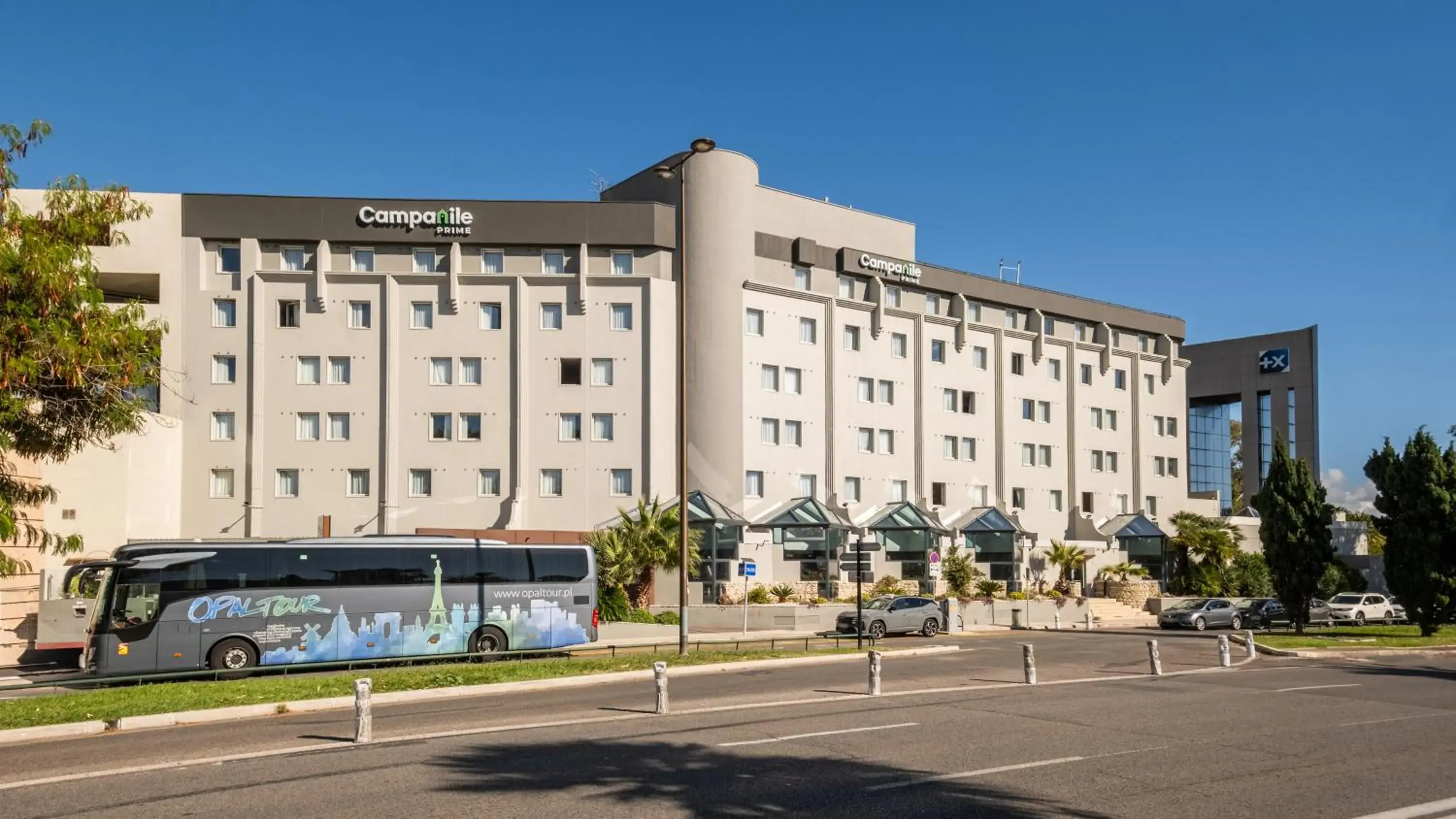 Facade/entrance in Campanile PRIME - Nice Airport Facade/entrance in Campanile PRIME - Nice Airport