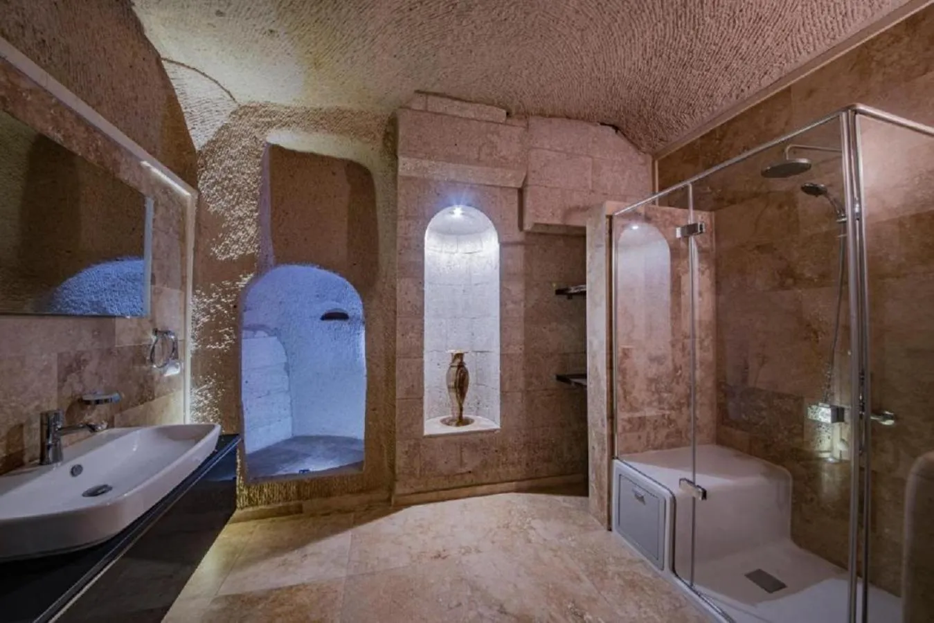 Shower in Drala Inn Cappadocia