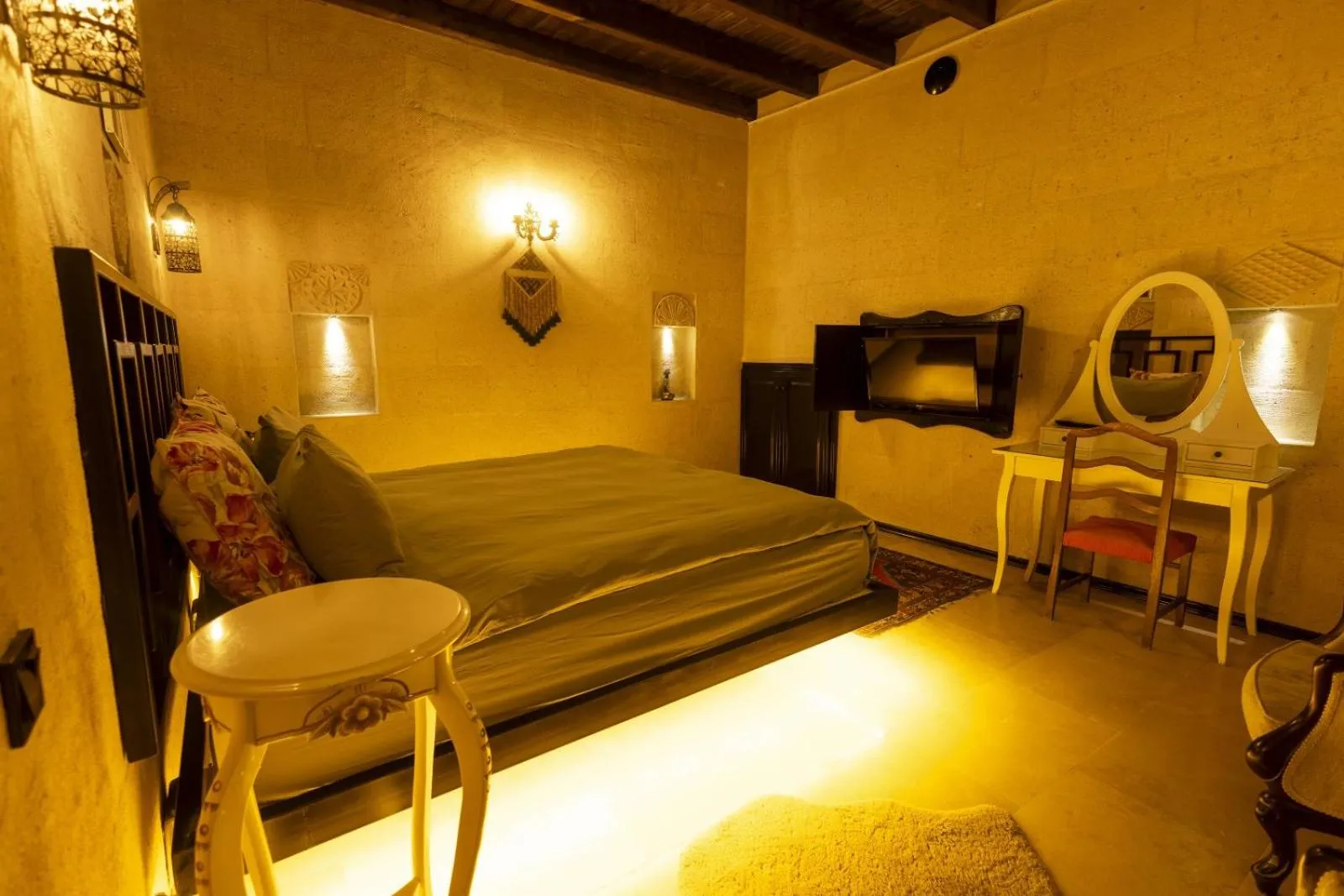 Bed in Drala Inn Cappadocia