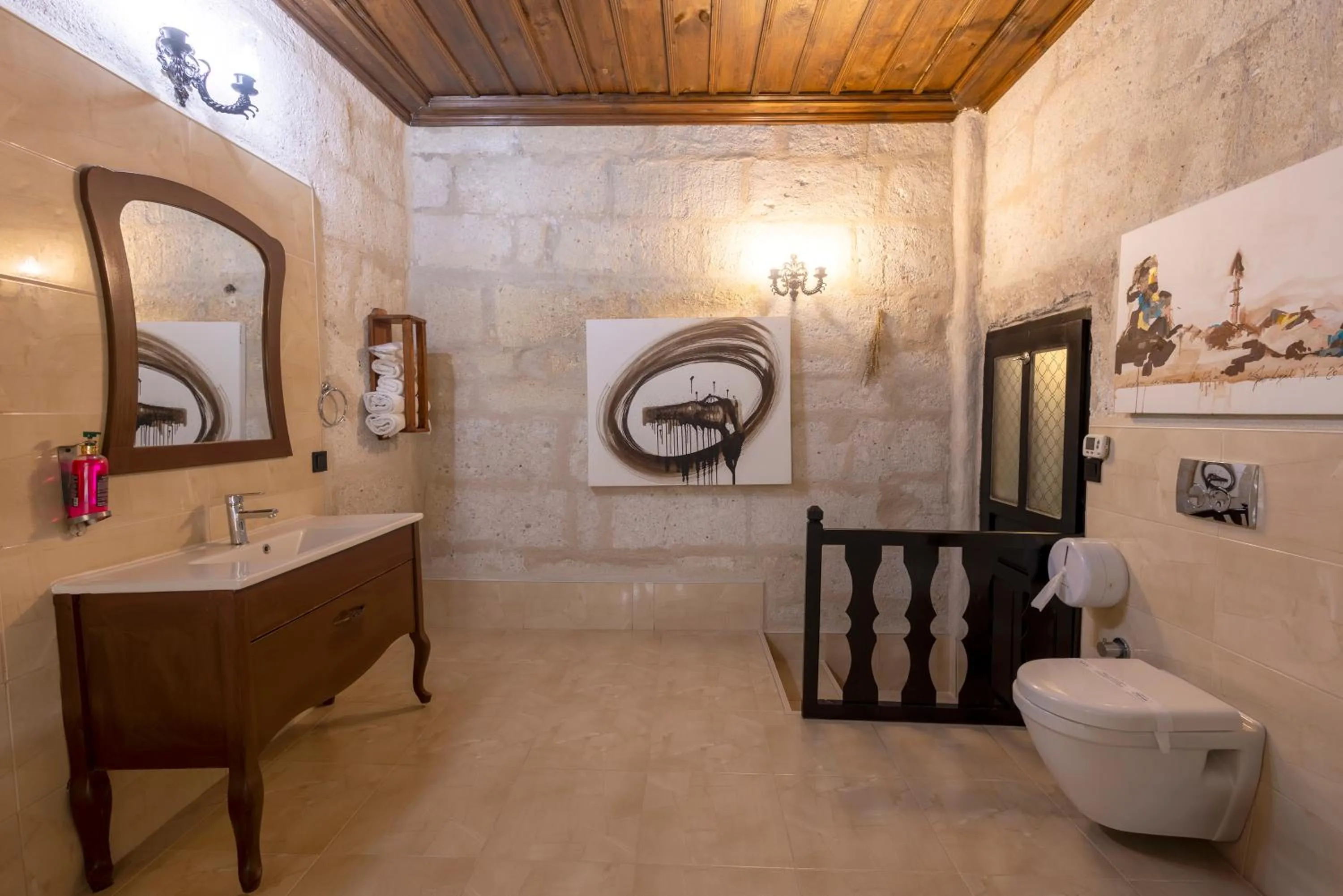 Shower in Drala Inn Cappadocia