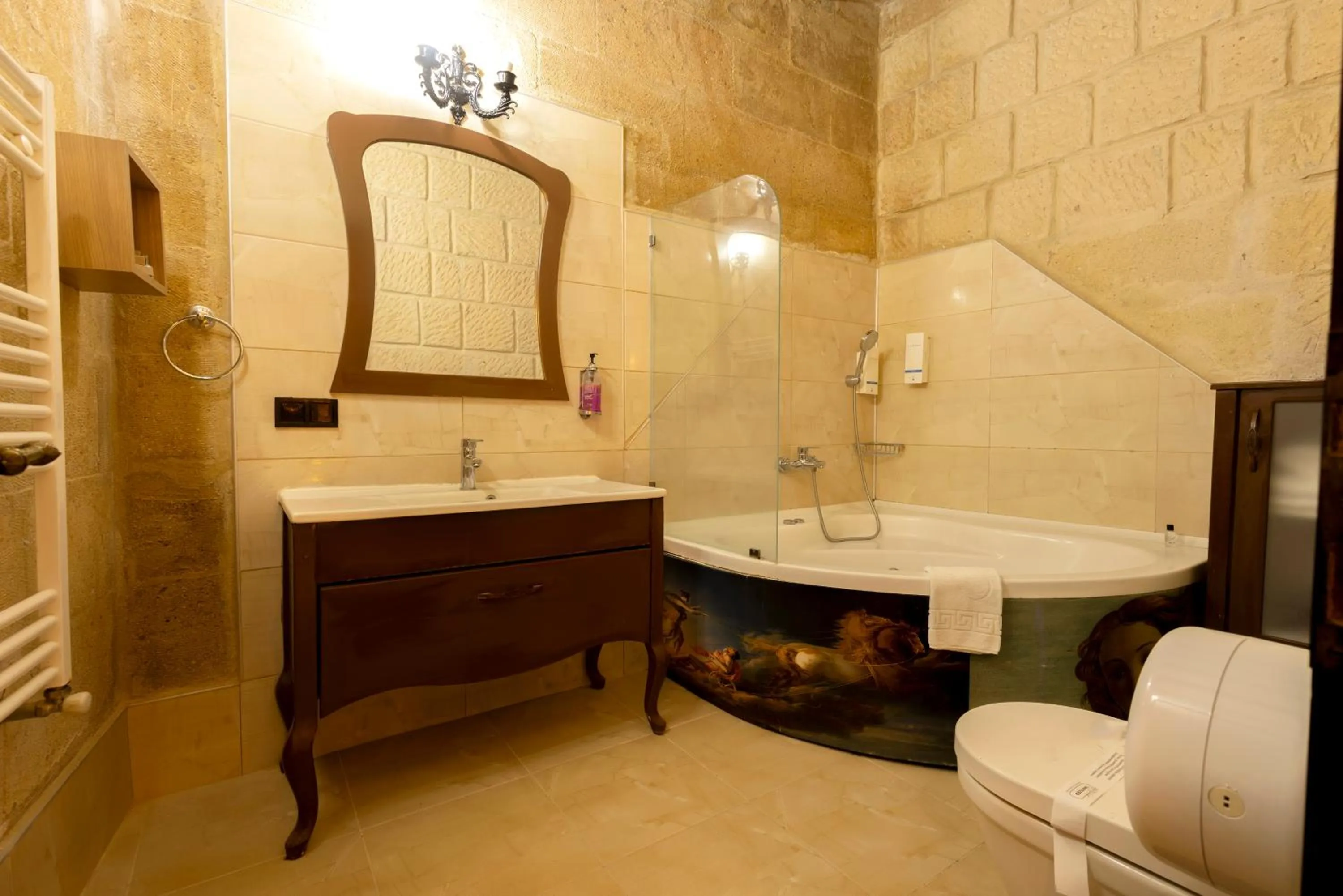 Shower in Drala Inn Cappadocia