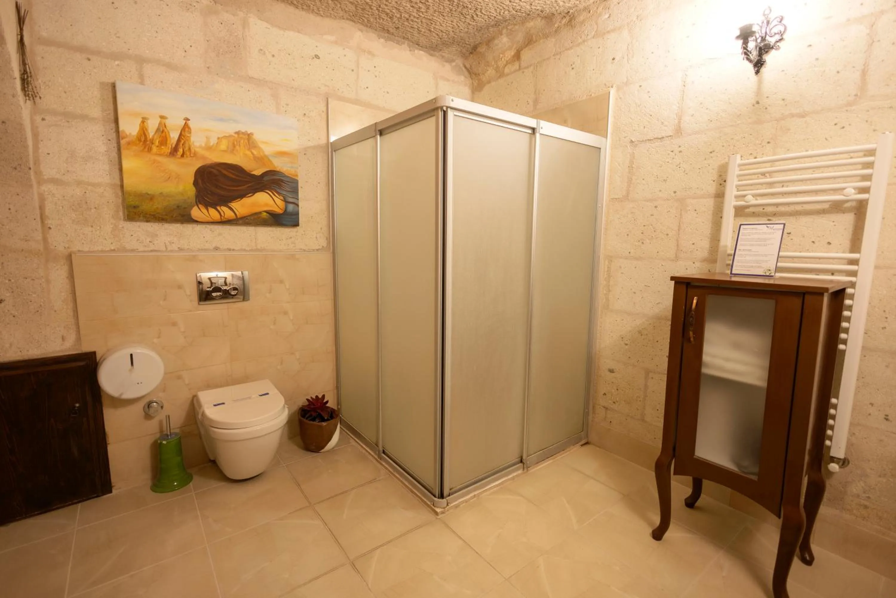 Shower in Drala Inn Cappadocia