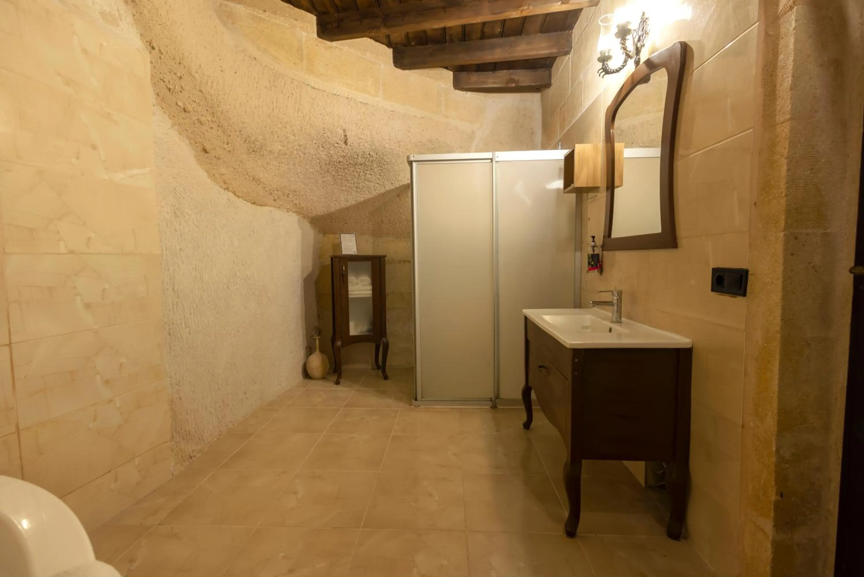 Shower in Drala Inn Cappadocia