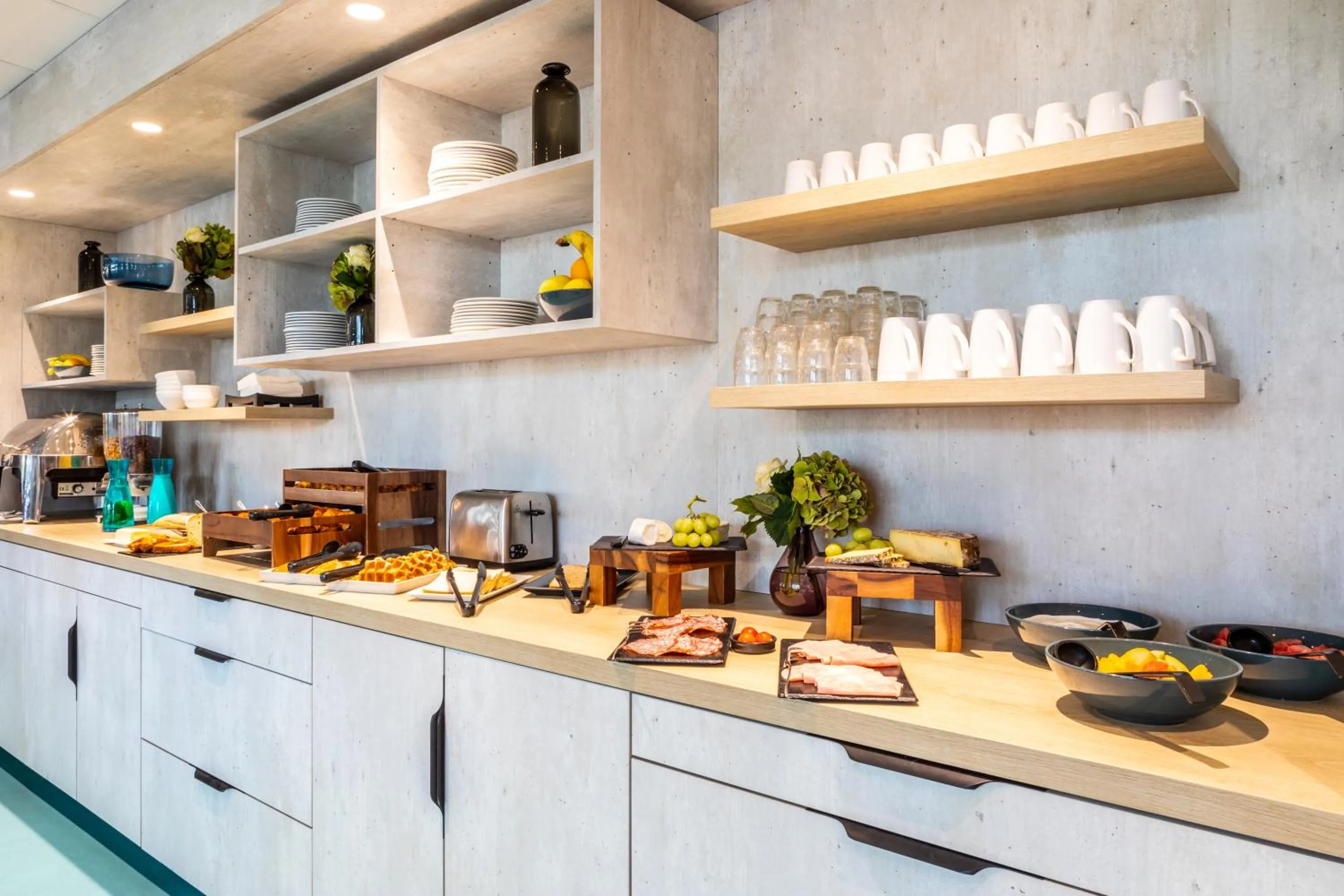 Buffet breakfast in Ibis Styles Paris Saint Denis Pleyel