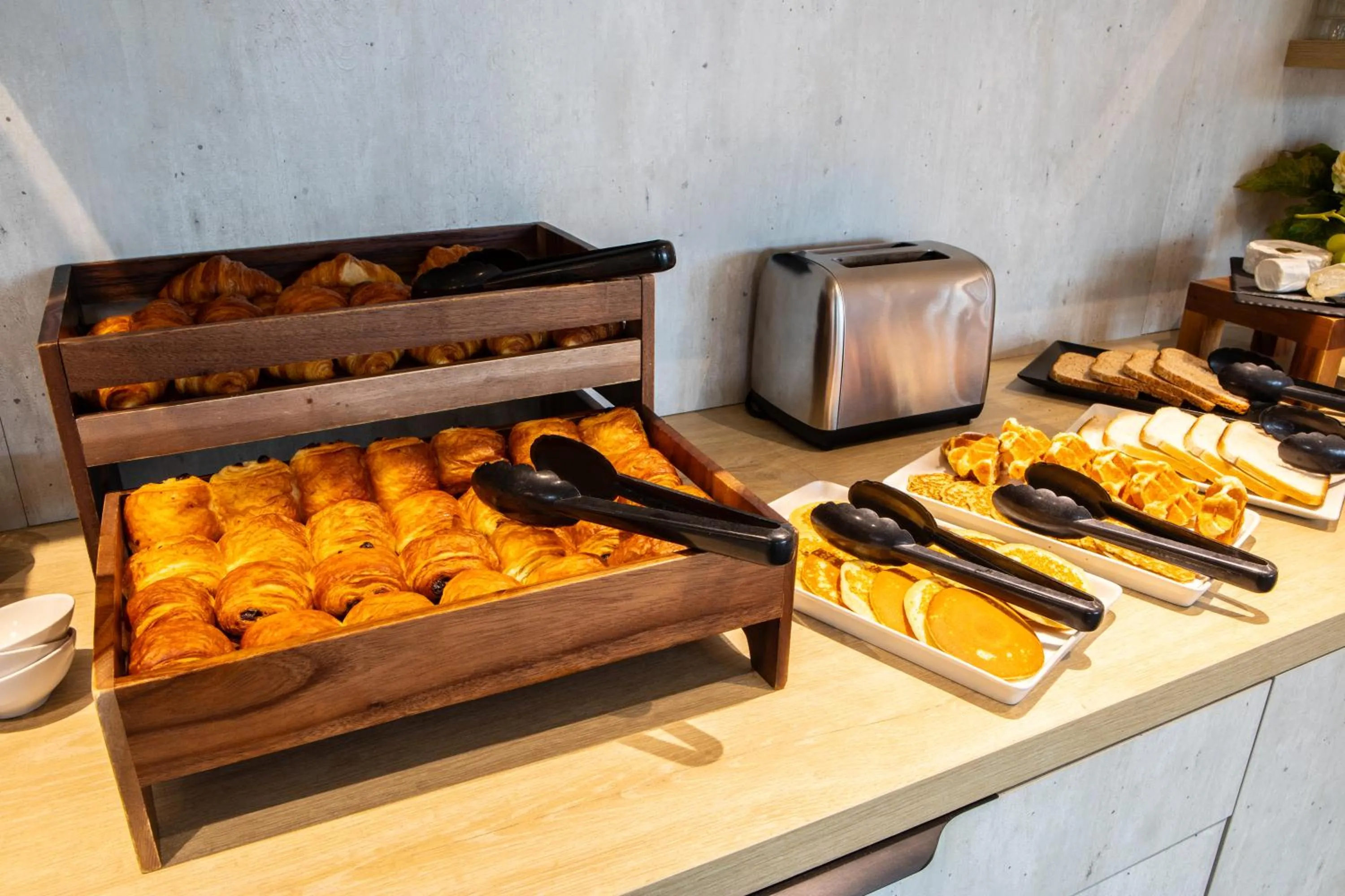 Breakfast in Ibis Styles Paris Saint Denis Pleyel