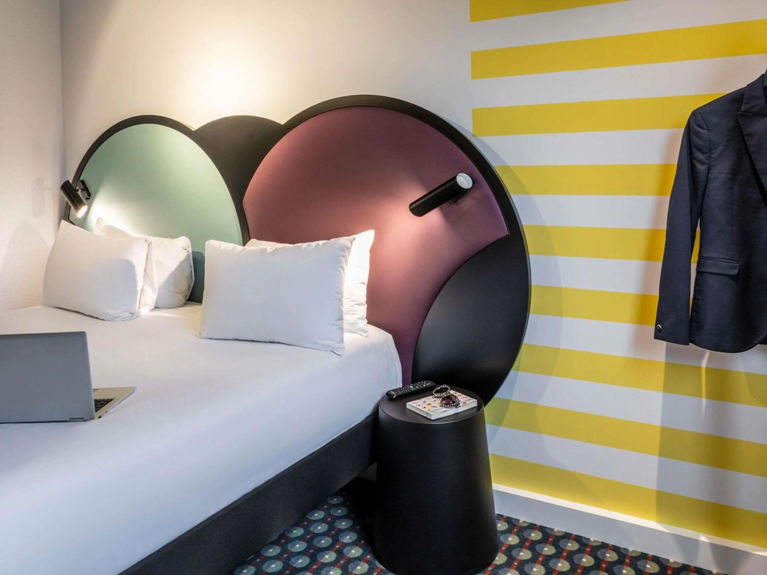 Bedroom, Bed in Ibis Styles Paris Saint Denis Pleyel
