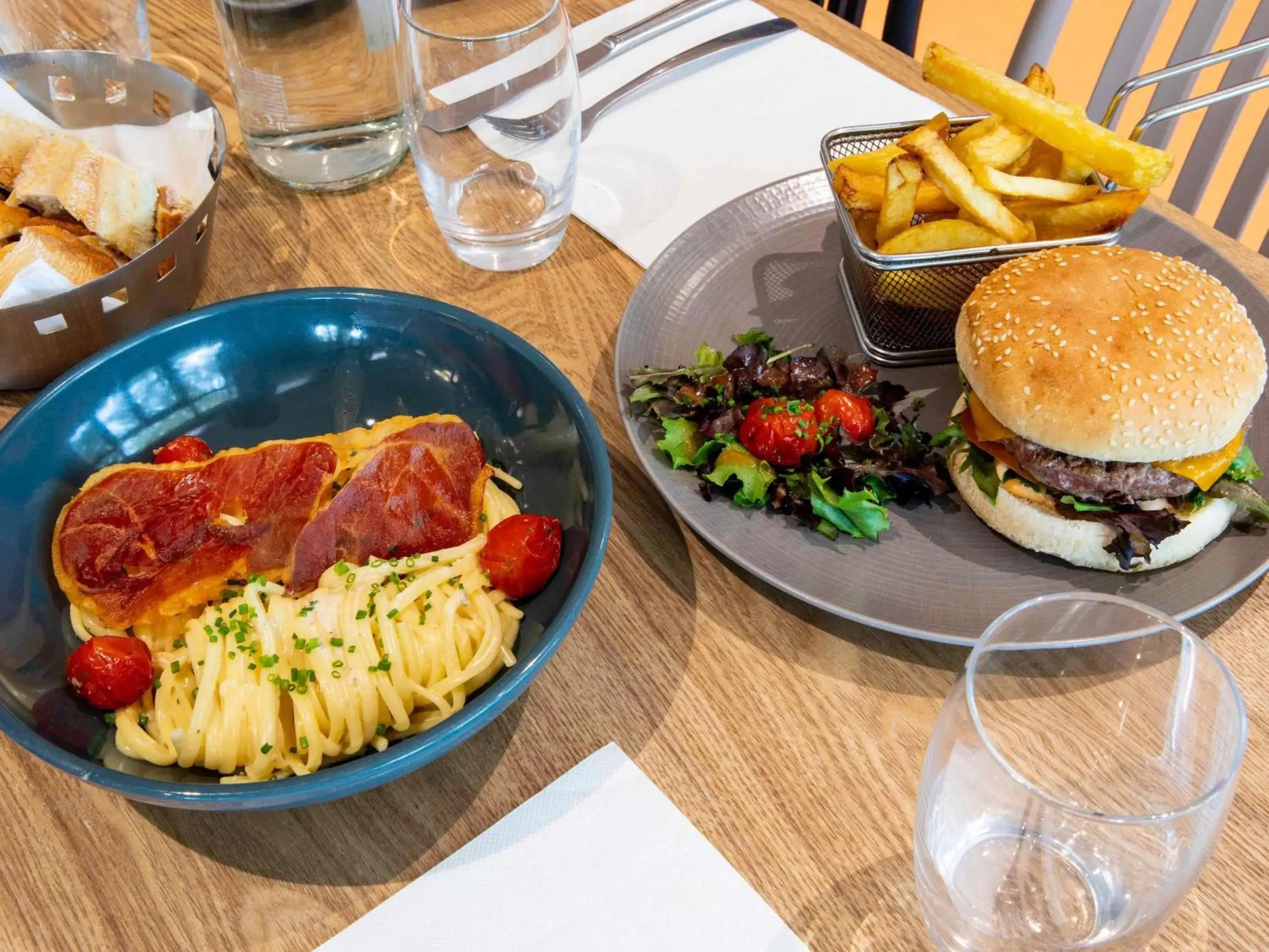 Restaurant/places to eat in Ibis Styles Paris Saint Denis Pleyel Restaurant/places to eat in Ibis Styles Paris Saint Denis Pleyel