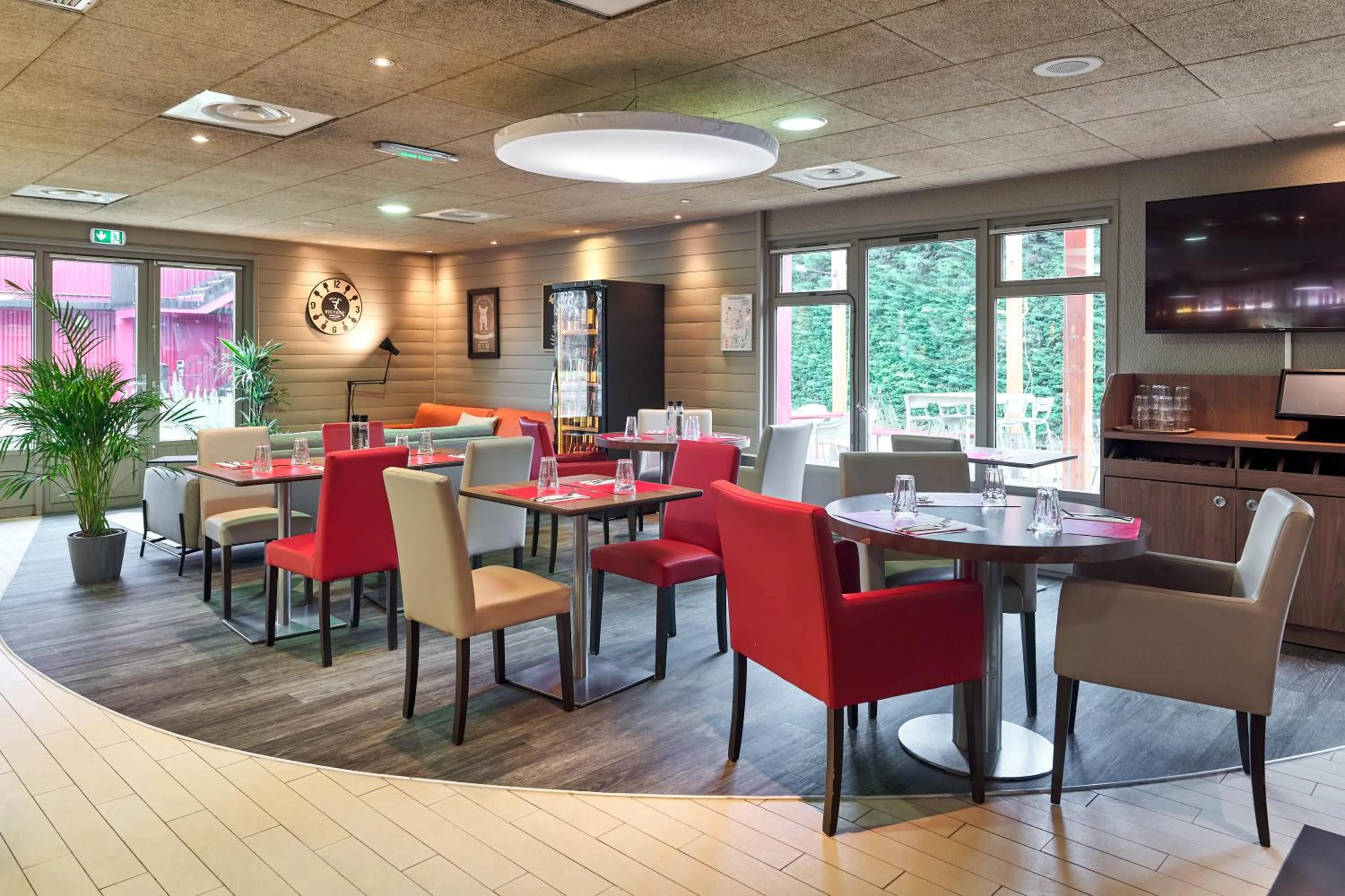 Restaurant/places to eat in Campanile NATURE - Villennes sur Seine Poissy