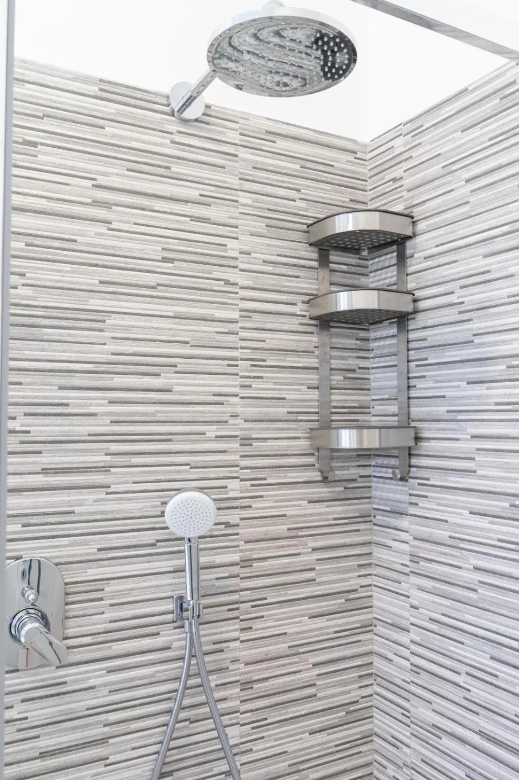 Shower in A Casa Da Mami