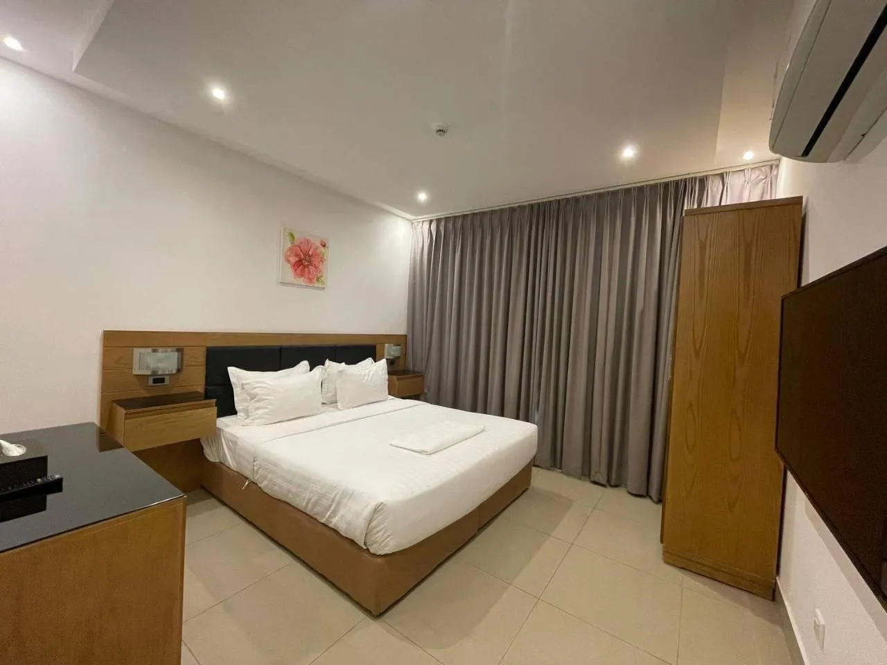 Bed in Sendan Residence