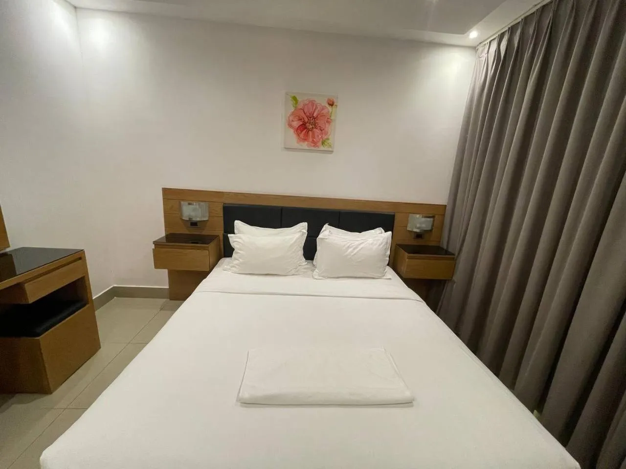 Bed in Sendan Residence