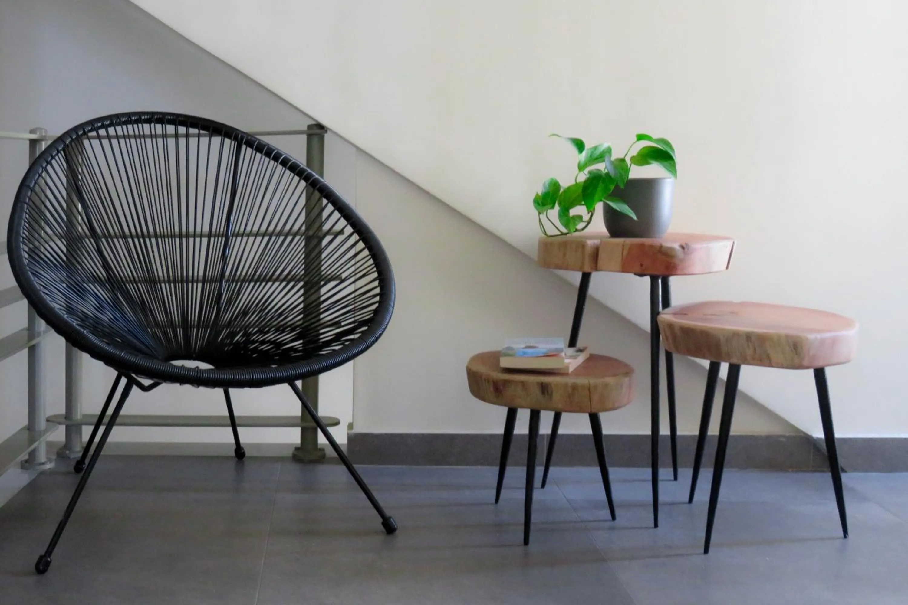 Area and facilities in Esperance 1