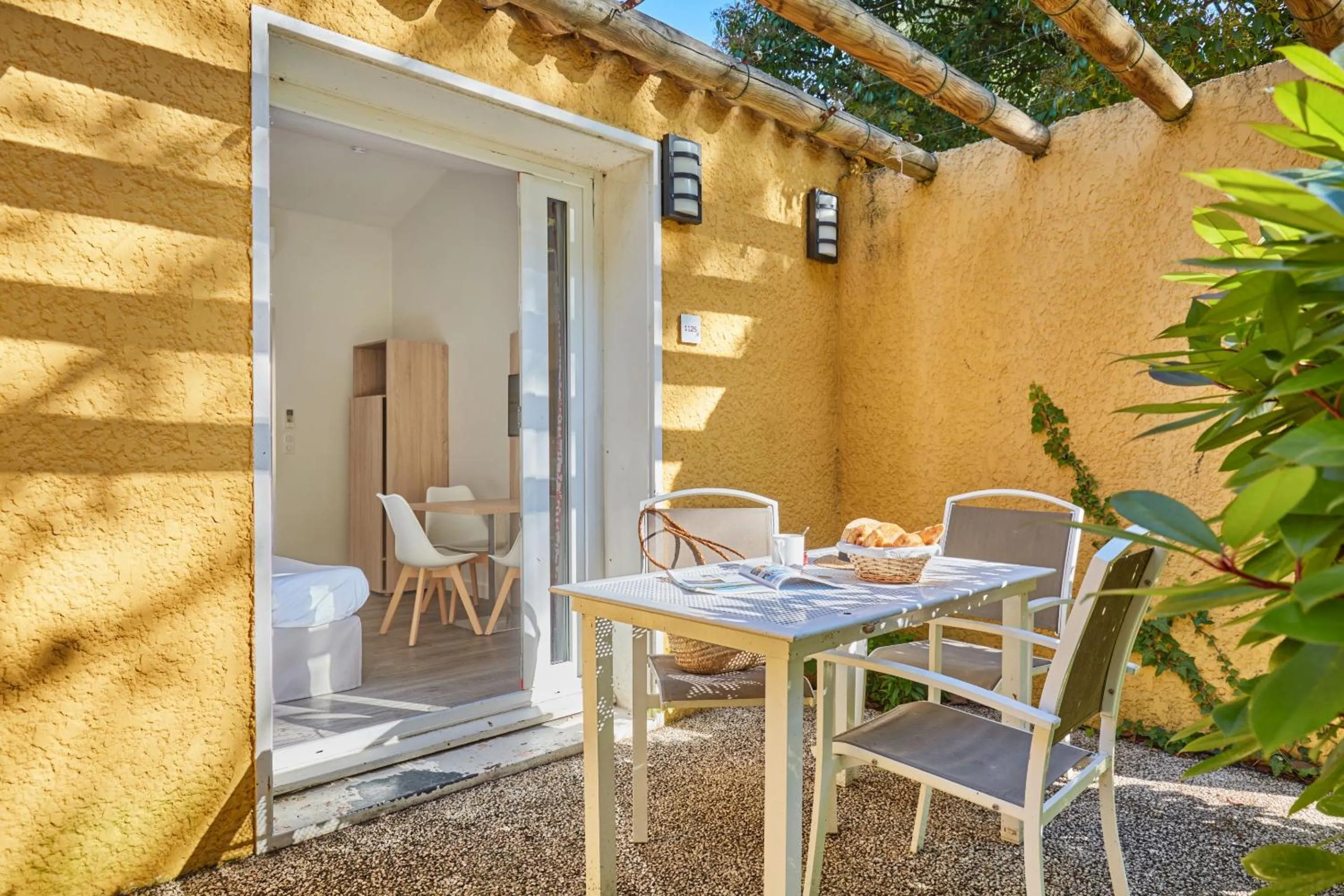 Balcony/Terrace in Résidence Odalys Le Village Camarguais Les Gardians
