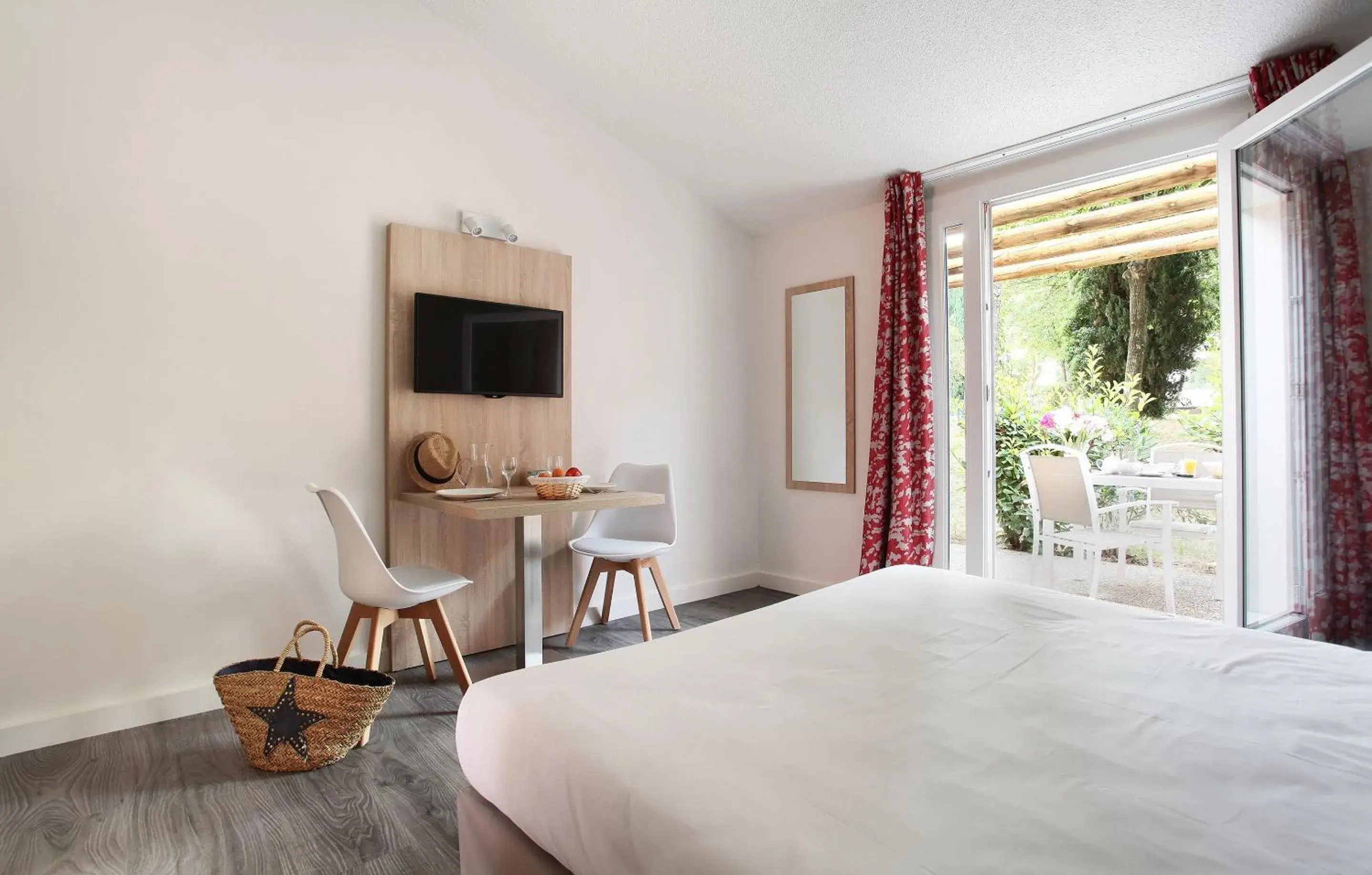 Bedroom, Bed in Résidence Odalys Le Village Camarguais Les Gardians Bedroom, Bed in Résidence Odalys Le Village Camarguais Les Gardians