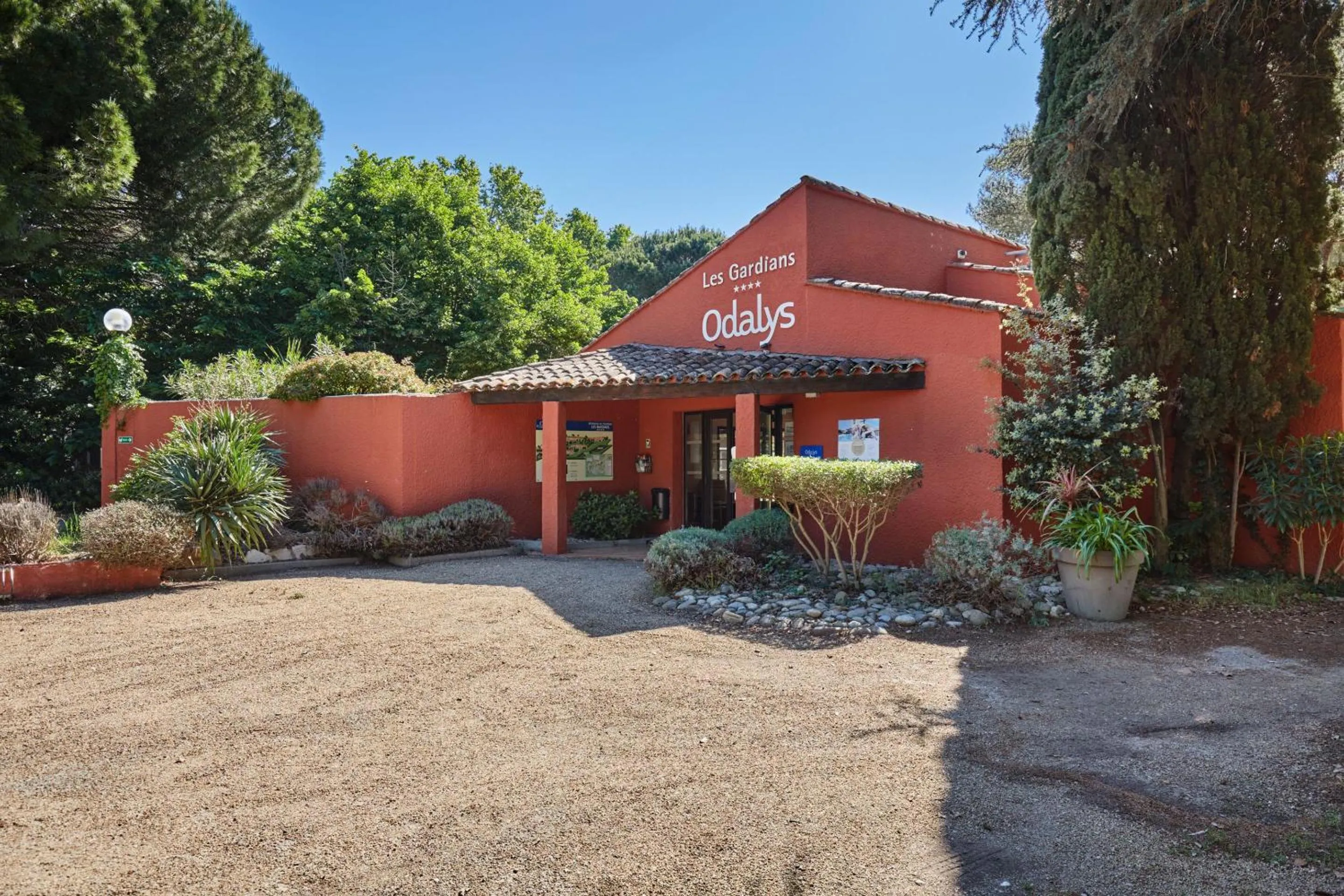 Property building in Résidence Odalys Le Village Camarguais Les Gardians