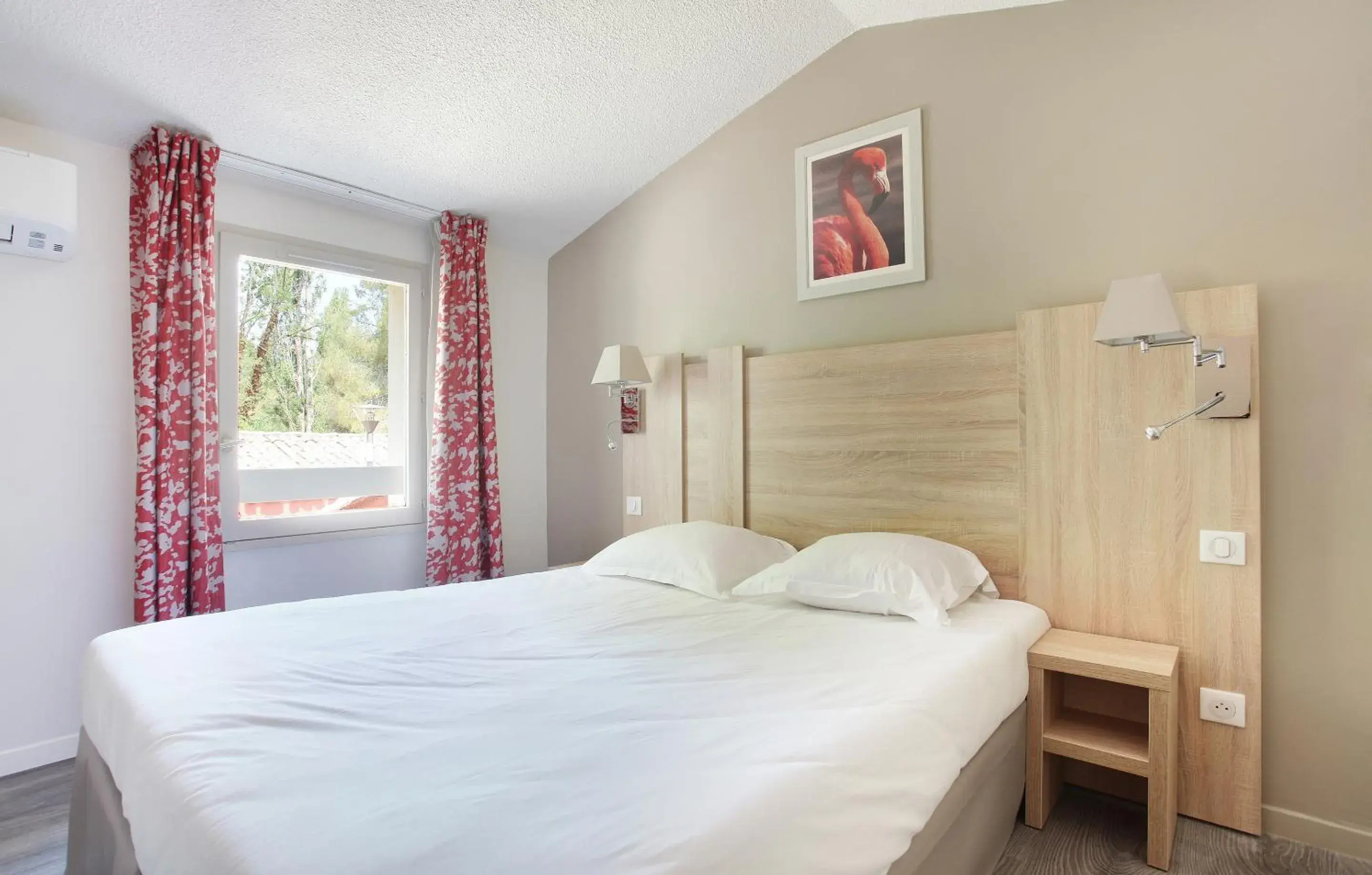 Bedroom, Bed in Résidence Odalys Le Village Camarguais Les Gardians Bedroom, Bed in Résidence Odalys Le Village Camarguais Les Gardians