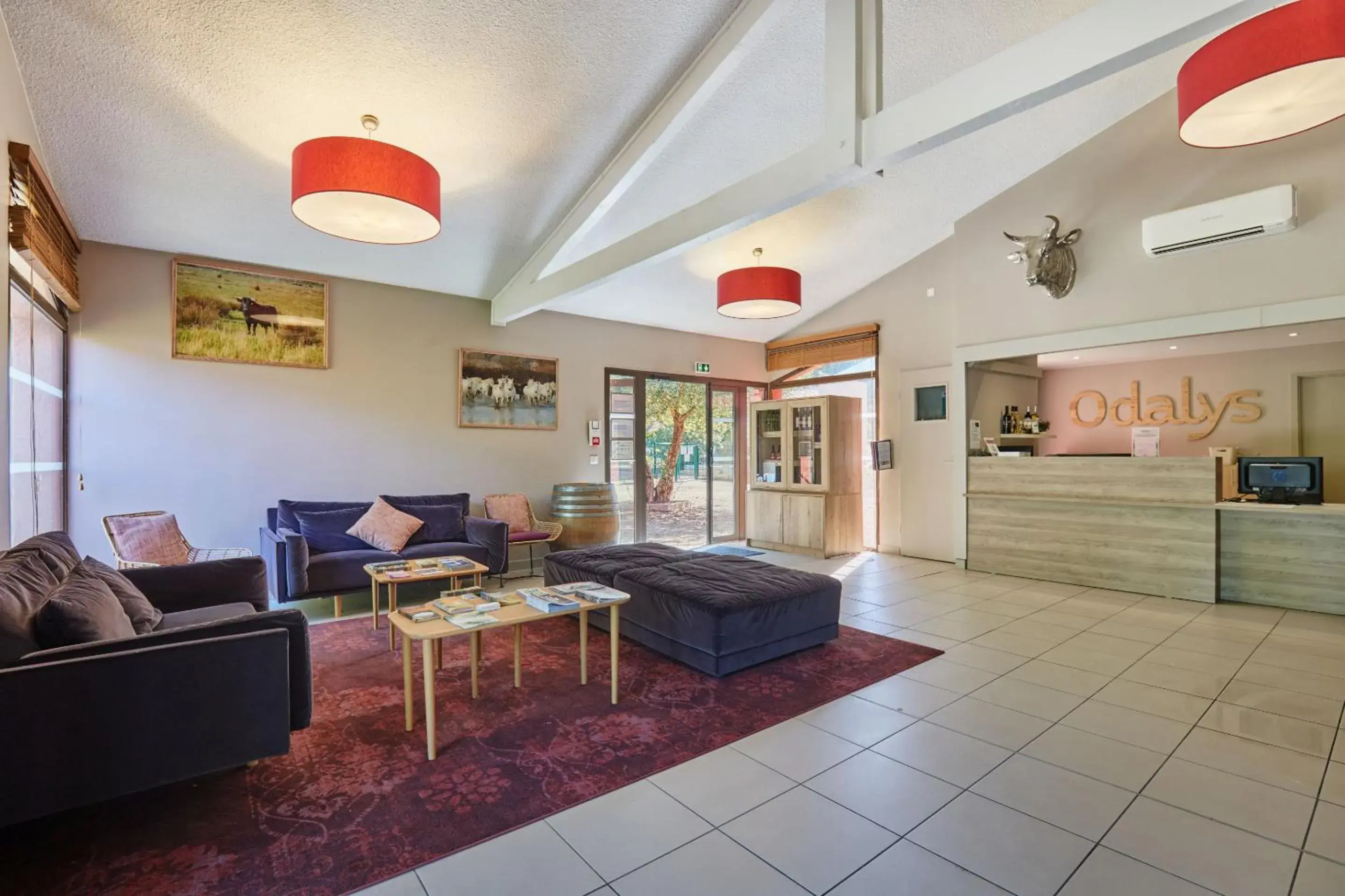 Lobby or reception in Résidence Odalys Le Village Camarguais Les Gardians Lobby or reception in Résidence Odalys Le Village Camarguais Les Gardians
