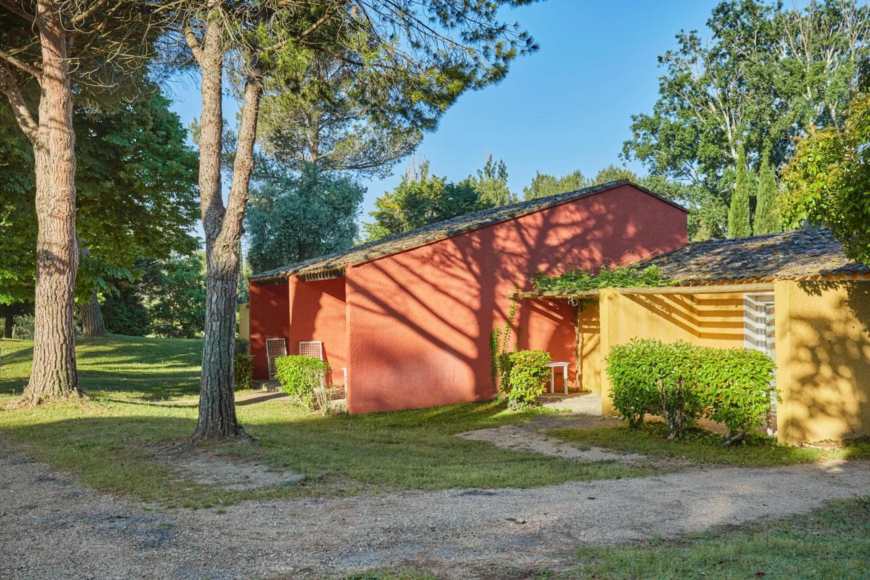Property building in Résidence Odalys Le Village Camarguais Les Gardians