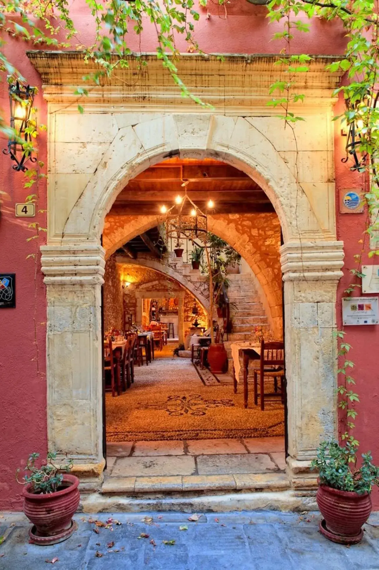 Facade/entrance in Veneto Boutique Hotel Facade/entrance in Veneto Boutique Hotel