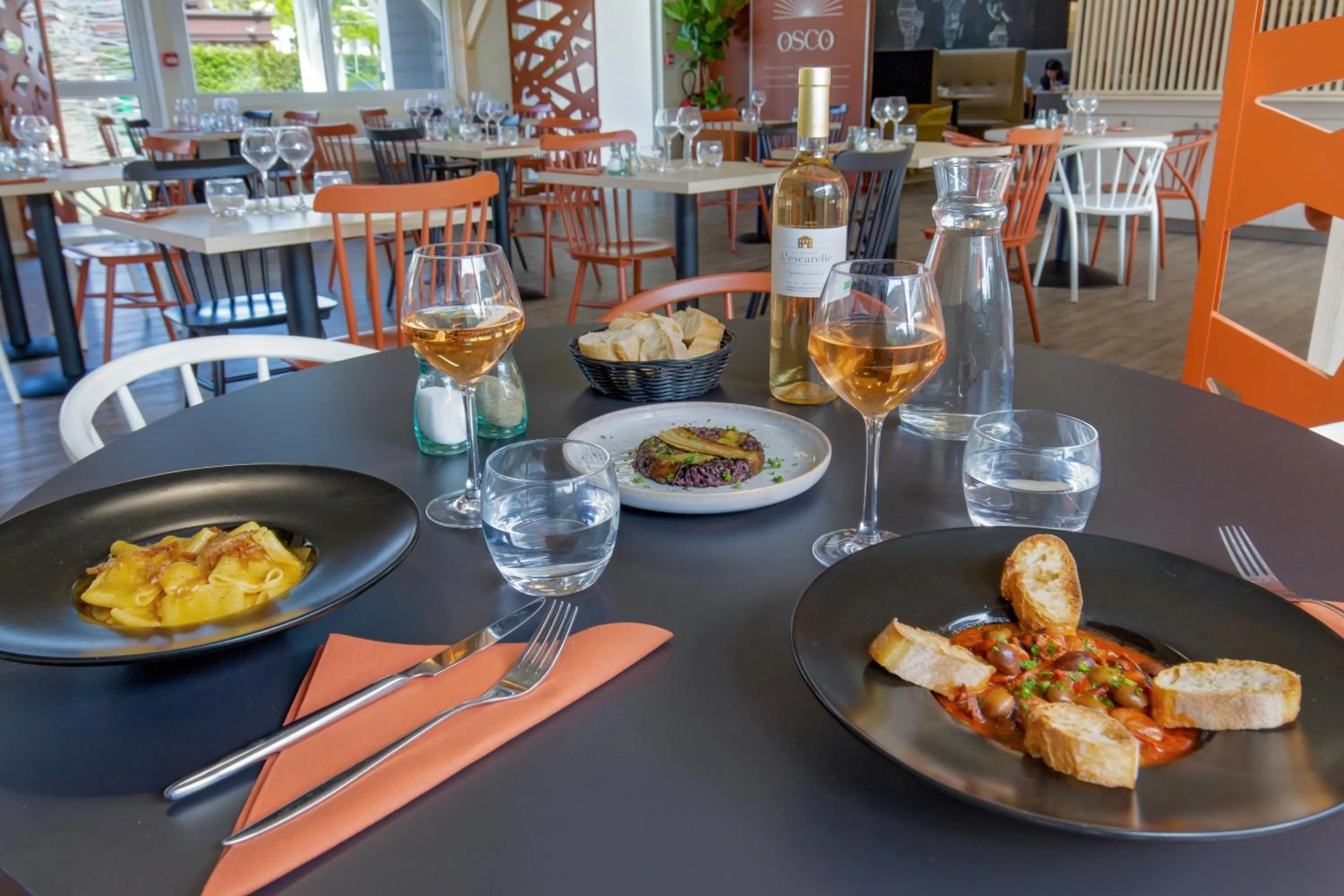 Restaurant/places to eat in KYRIAD MARSEILLE EST - Aubagne Gémenos