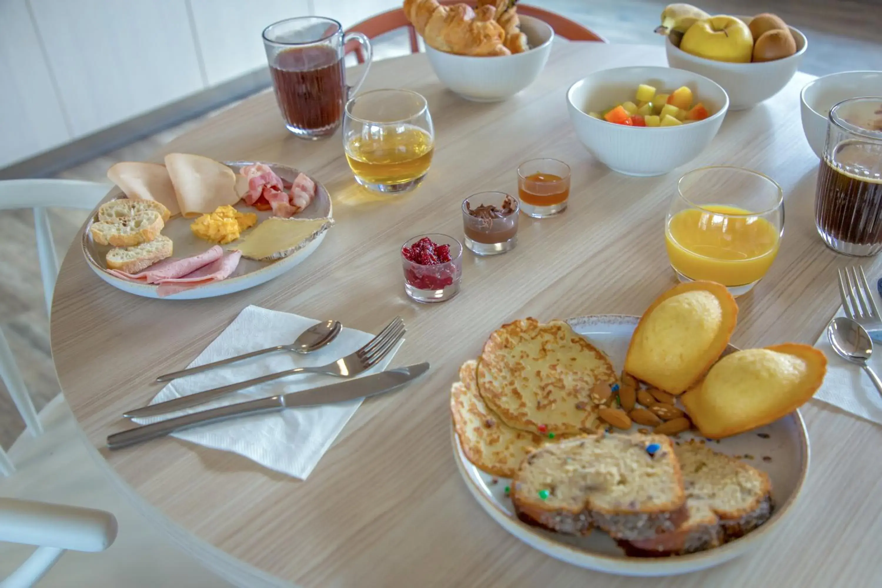 Breakfast in KYRIAD MARSEILLE EST - Aubagne Gémenos Breakfast in KYRIAD MARSEILLE EST - Aubagne Gémenos