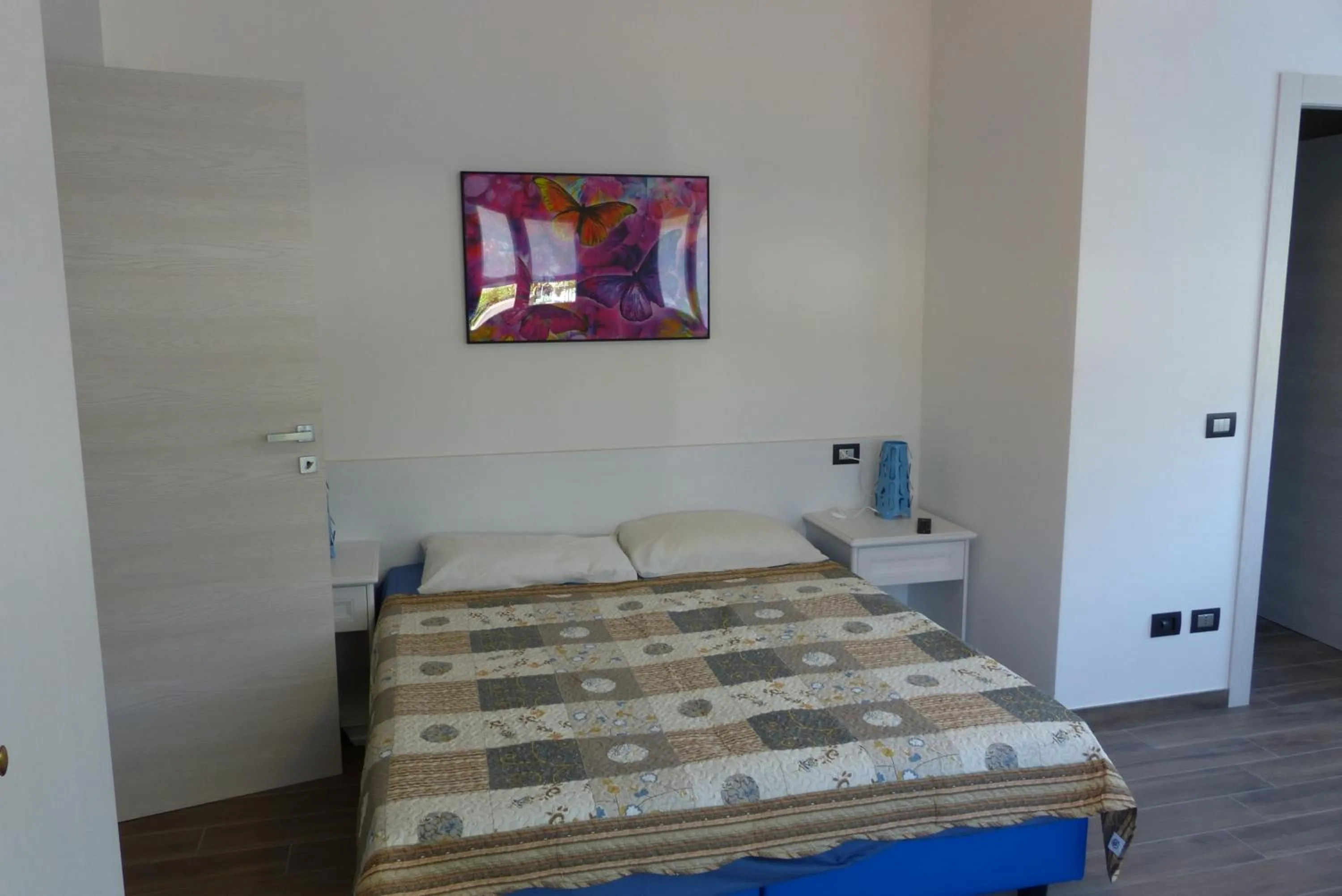 Photo of the whole room, Bed in B&B Le Farfalle