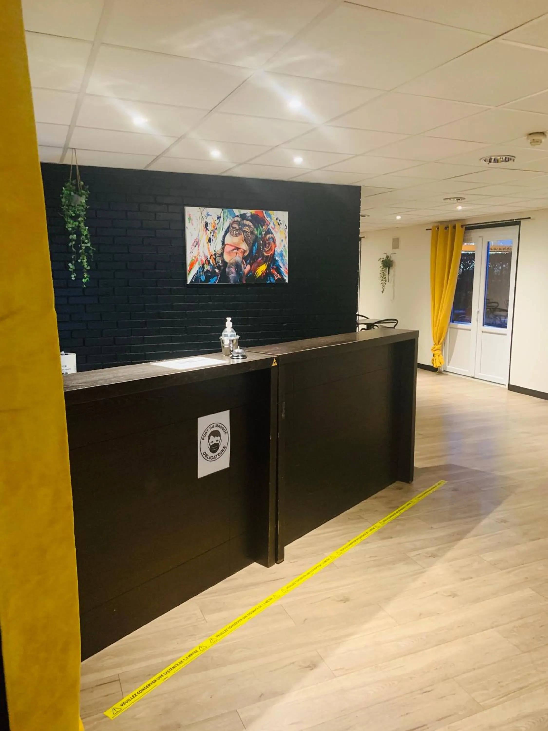 Lobby or reception in Hôtel inn design Sancé