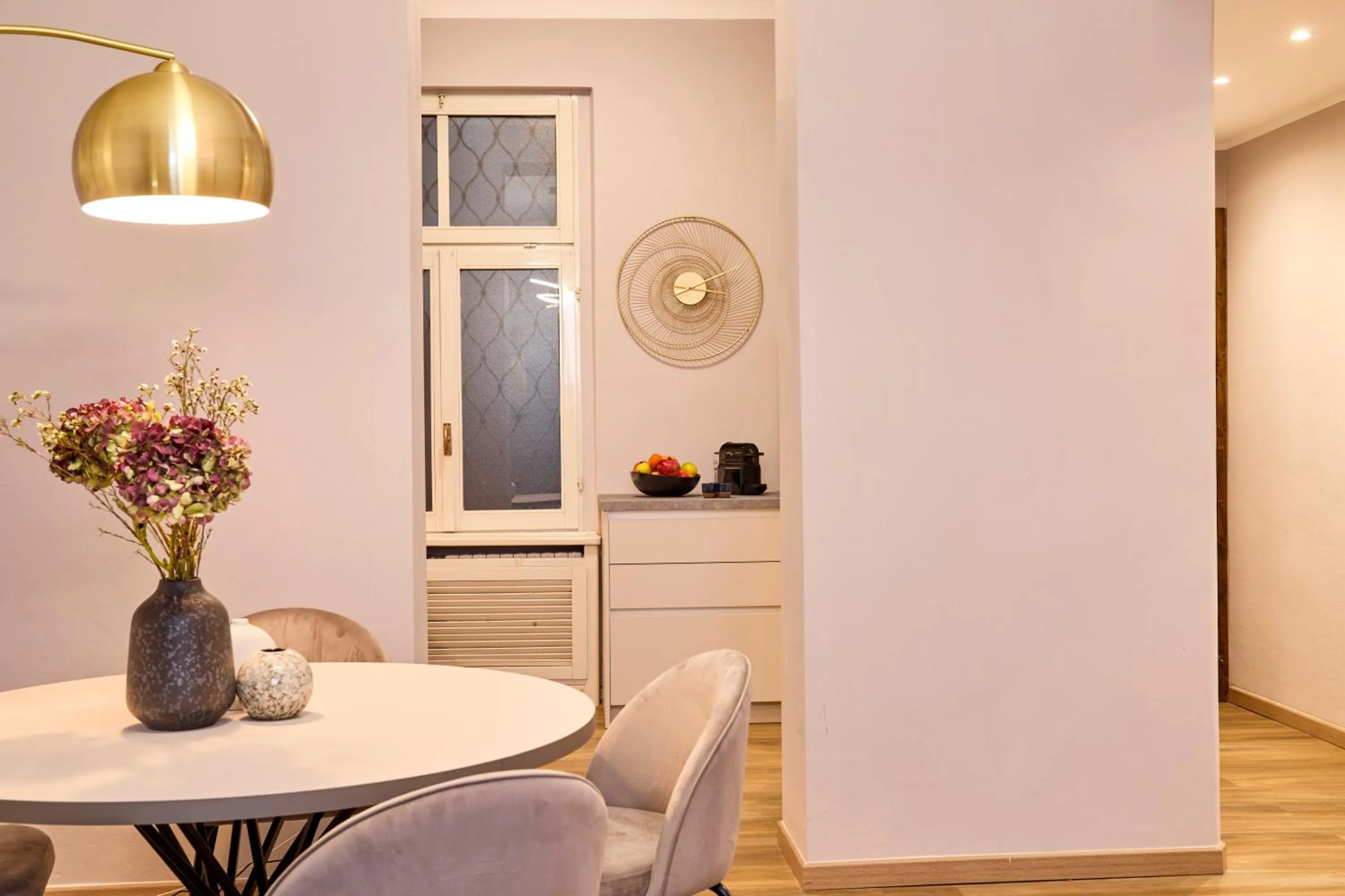 Decorative detail in Milan Retreats Porta Venezia