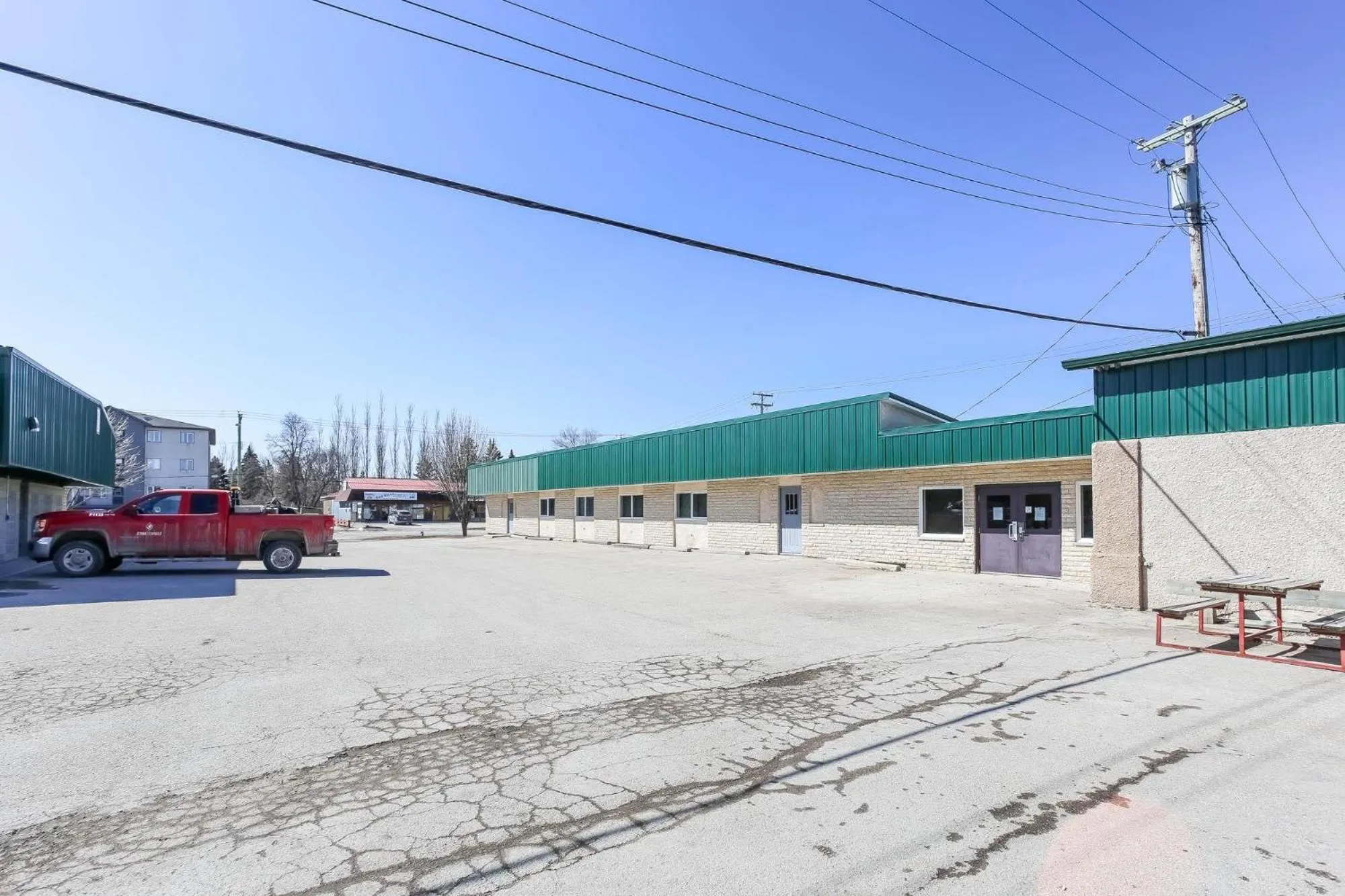 Property building in Altona Hotel