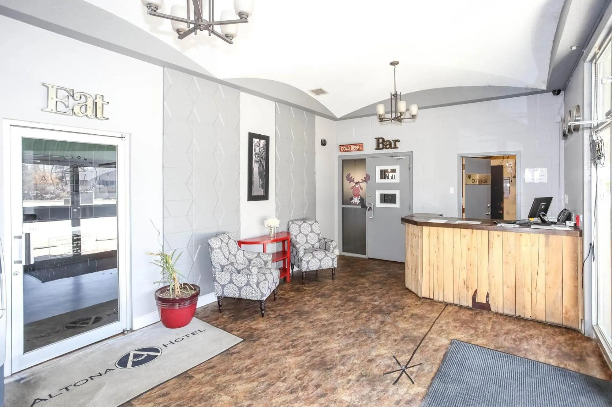 Lobby or reception in Altona Hotel