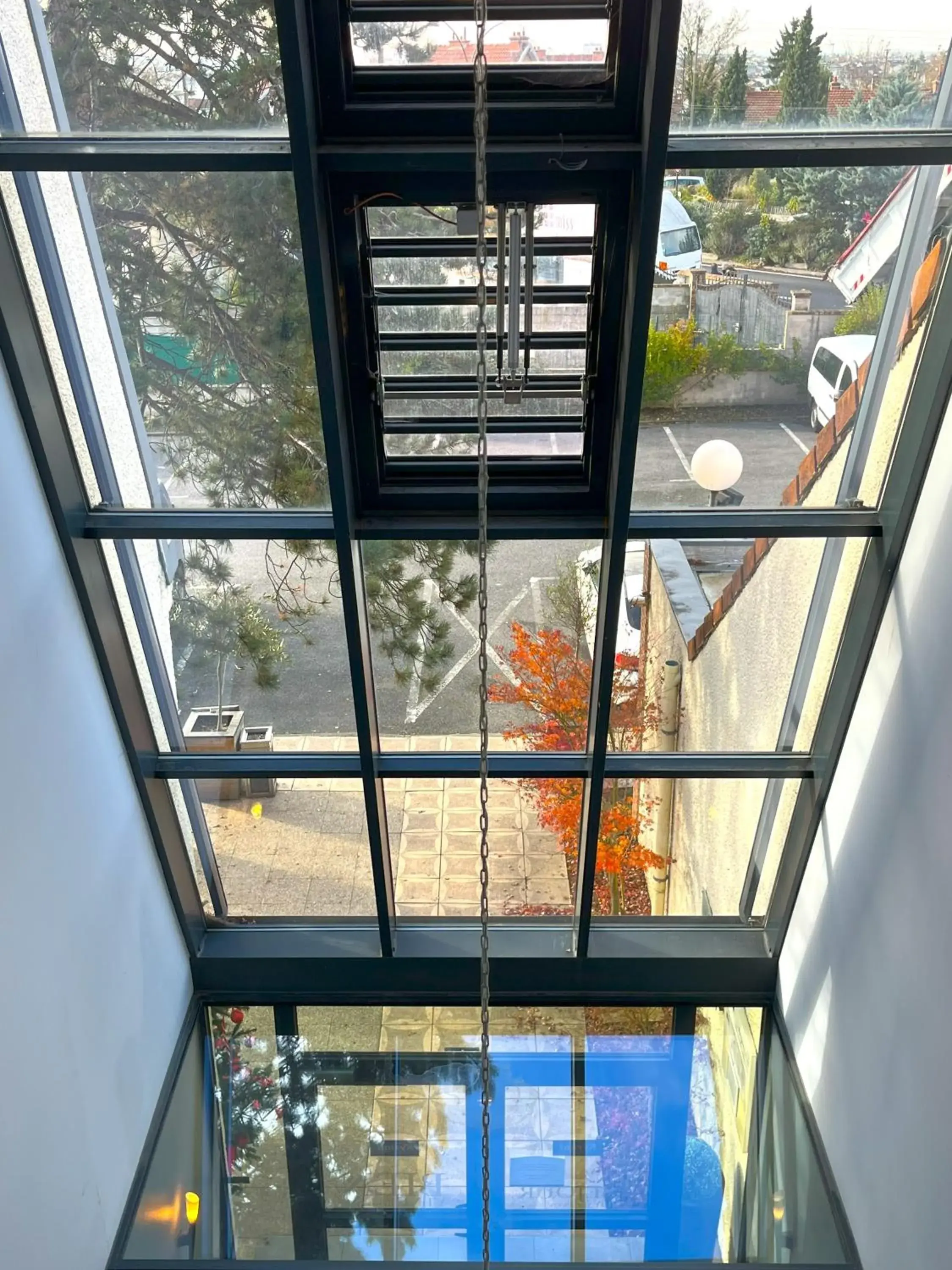 Facade/entrance in Kyriad Argenteuil Facade/entrance in Kyriad Argenteuil