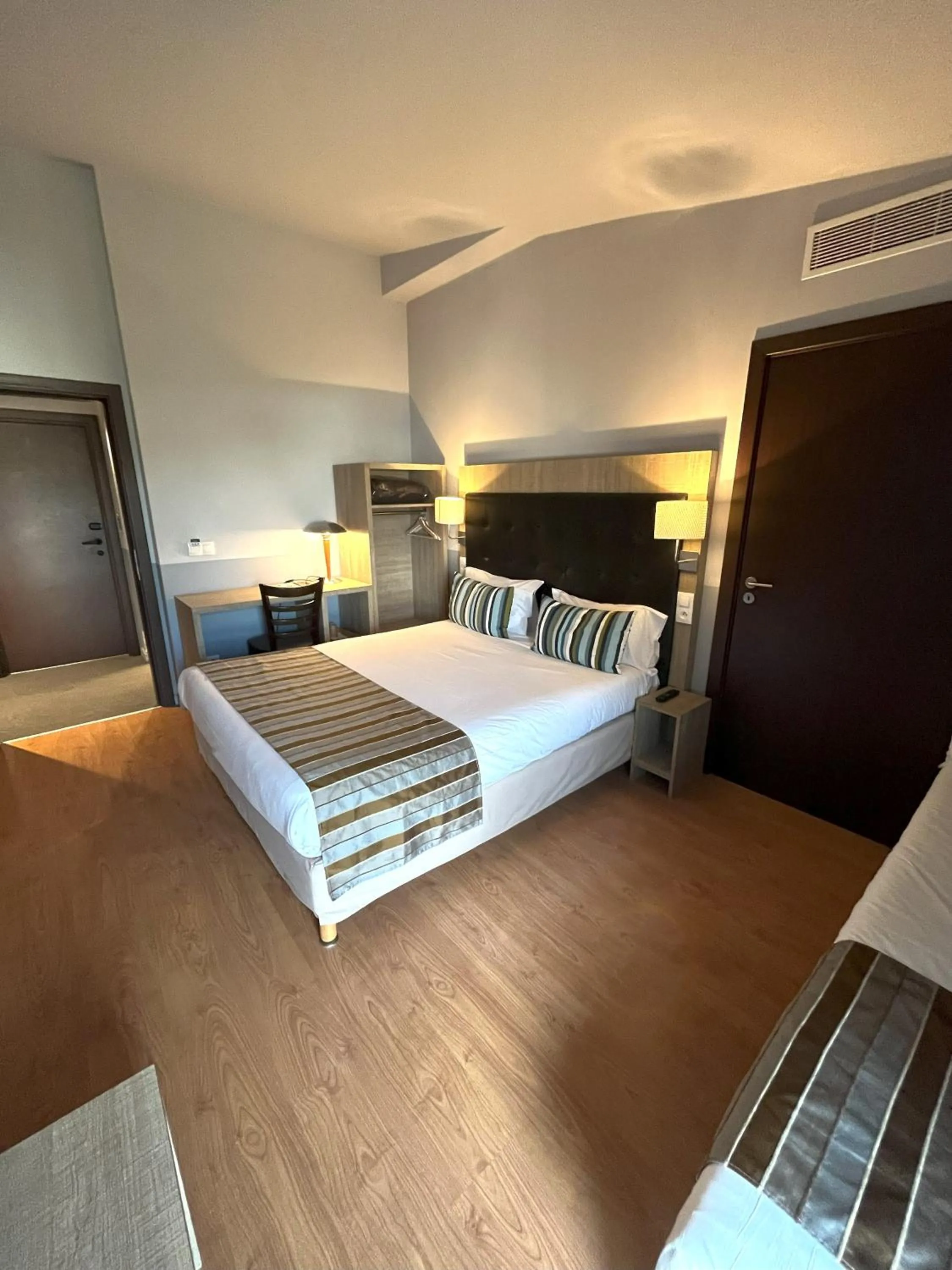 Bed in Kyriad Argenteuil