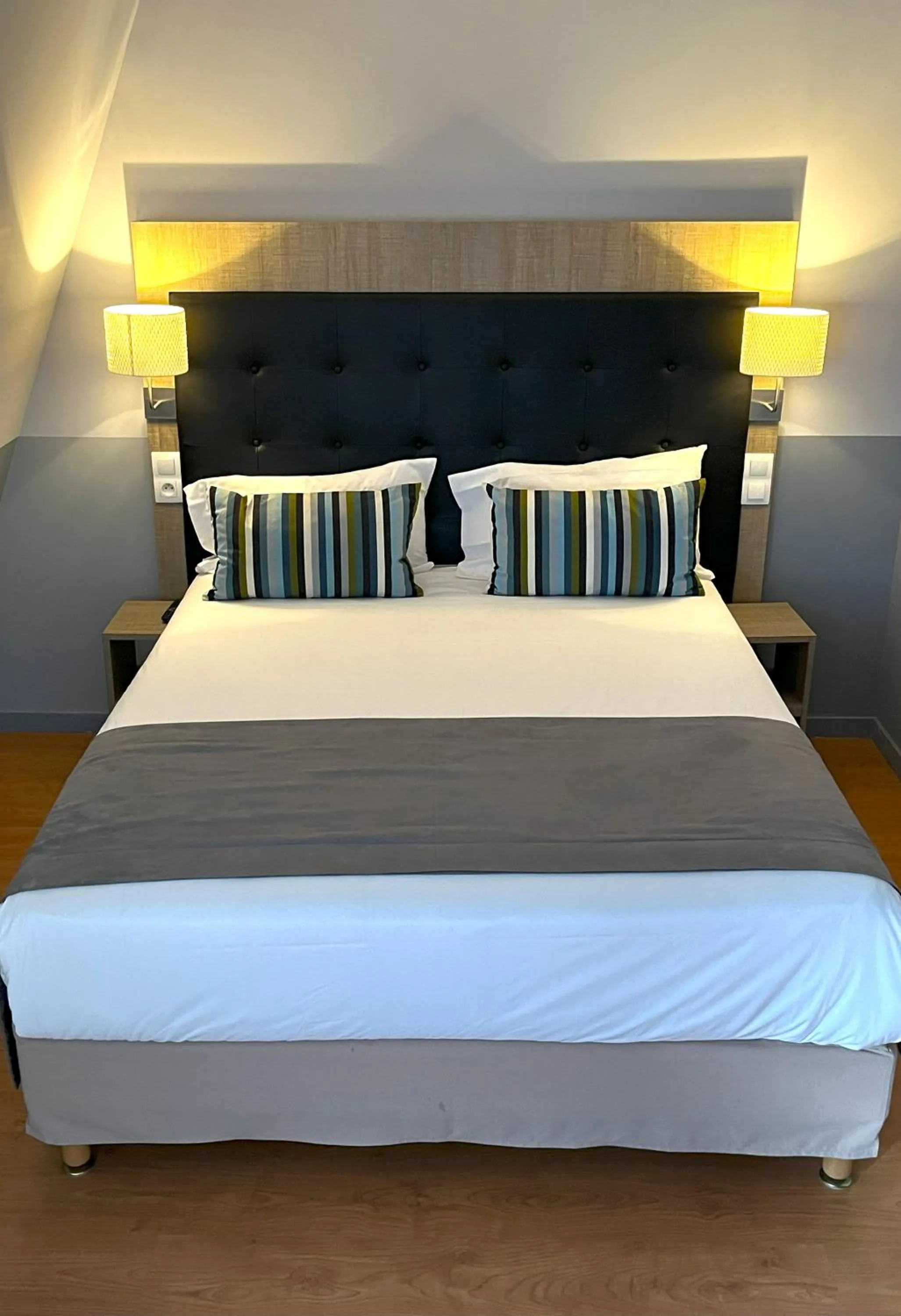 Bed in Kyriad Argenteuil