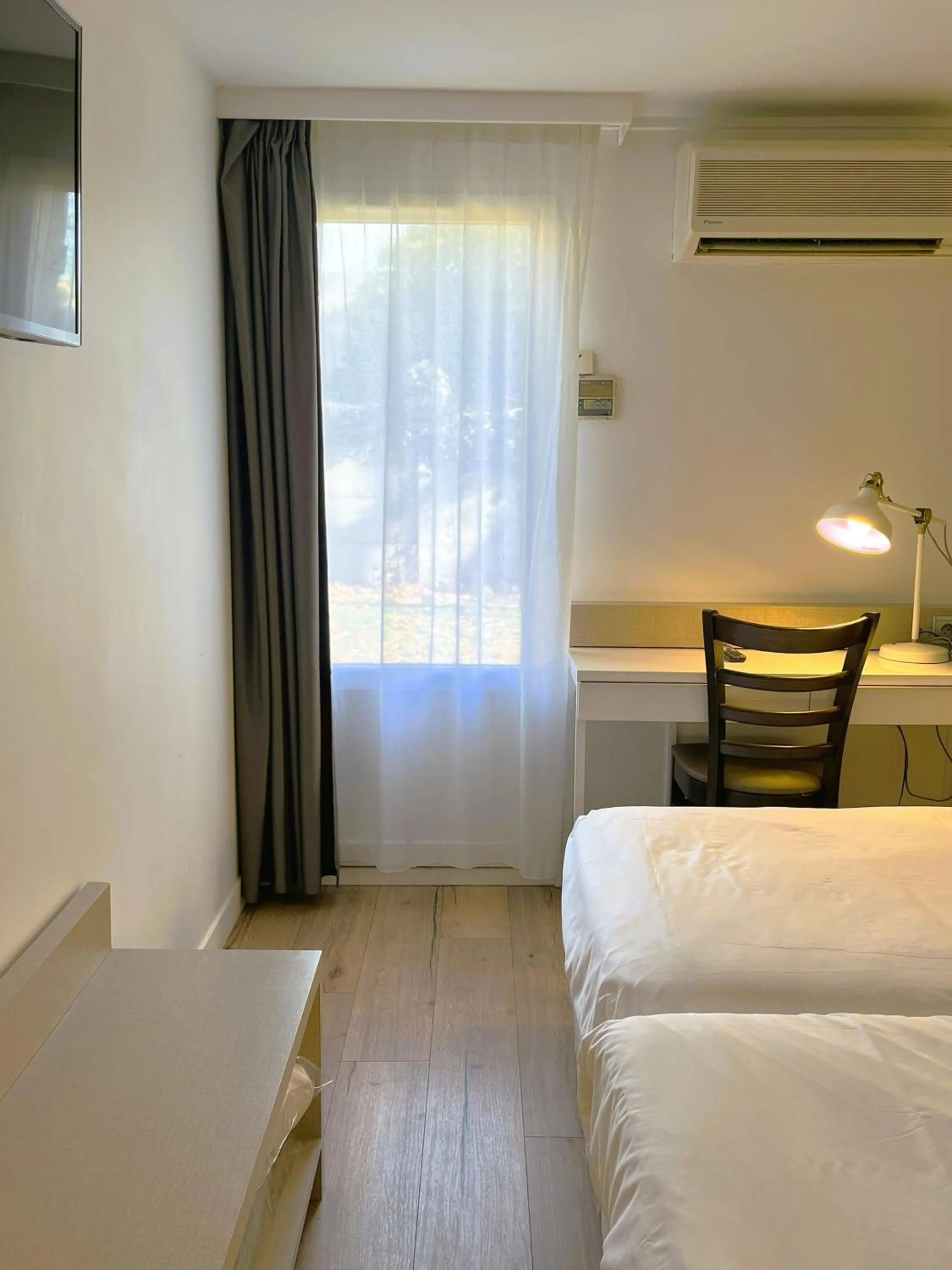 Seating area, Bed in Kyriad Argenteuil