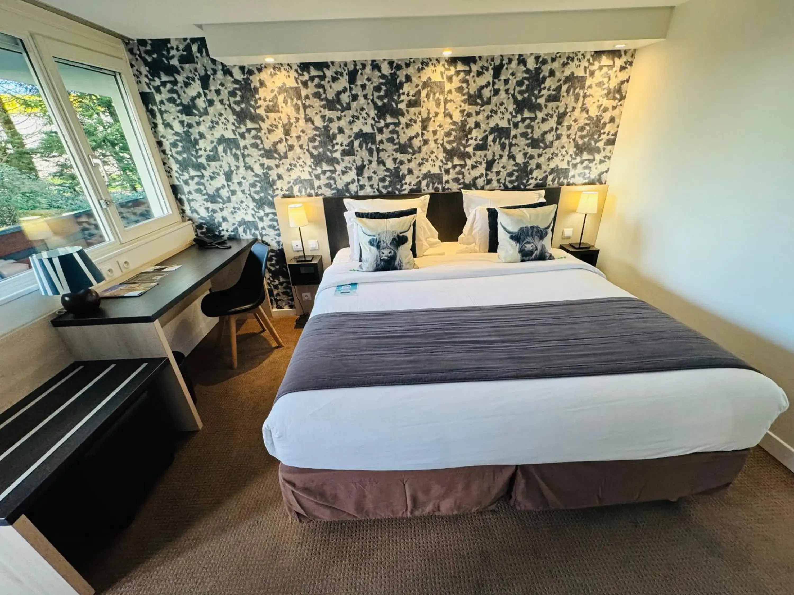 Bed in Kyriad Lisieux Bed in Kyriad Lisieux