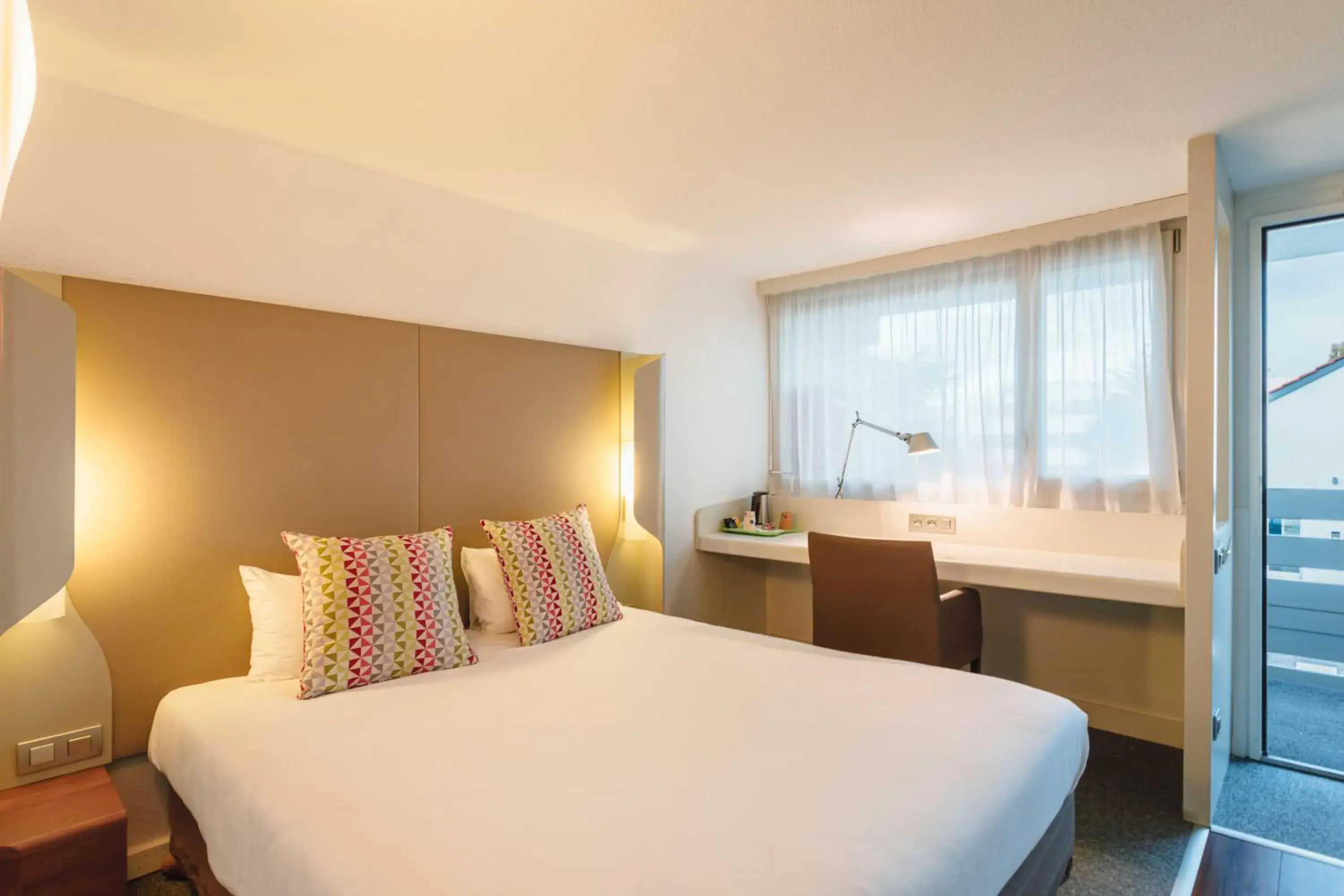 Bed in Campanile Lyon Bron Eurexpo Bed in Campanile Lyon Bron Eurexpo