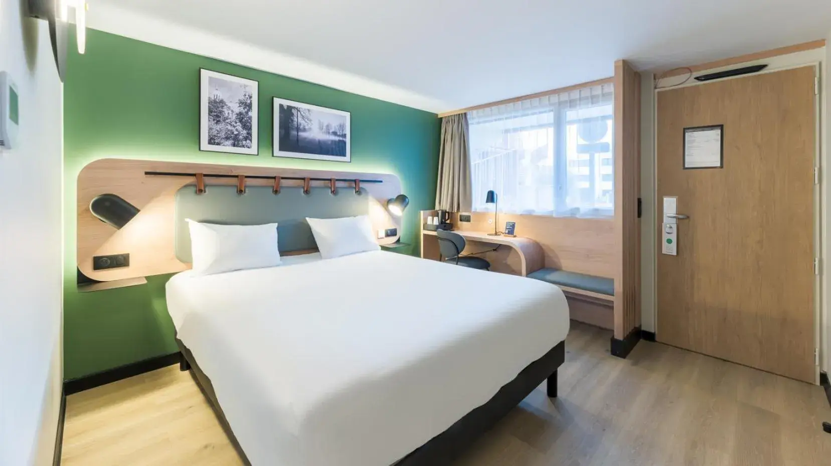 Bedroom, Bed in Campanile NATURE - Lyon Est Bron Eurexpo Bedroom, Bed in Campanile NATURE - Lyon Est Bron Eurexpo