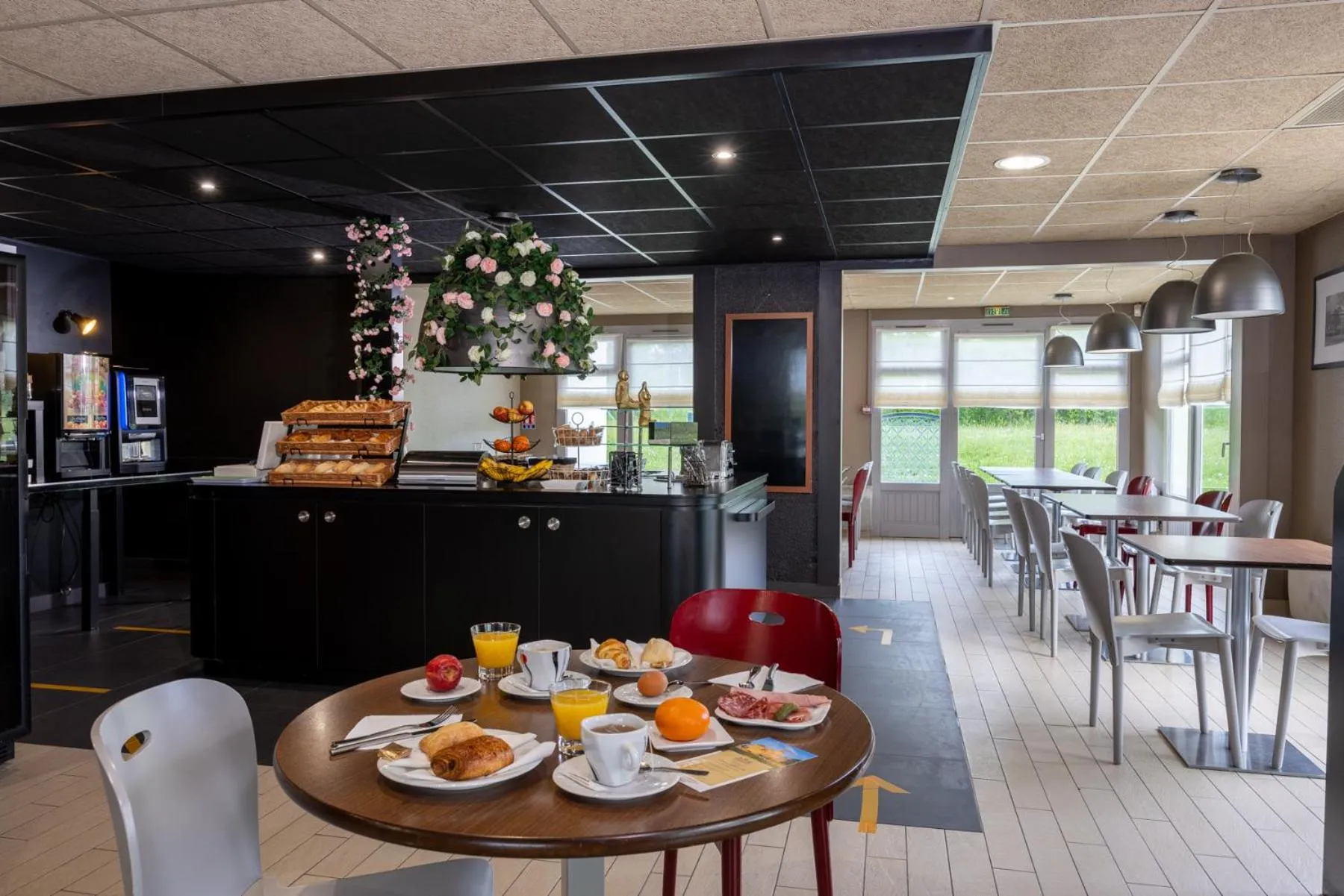 Breakfast in The Originals City, Hôtel Mâcon Nord