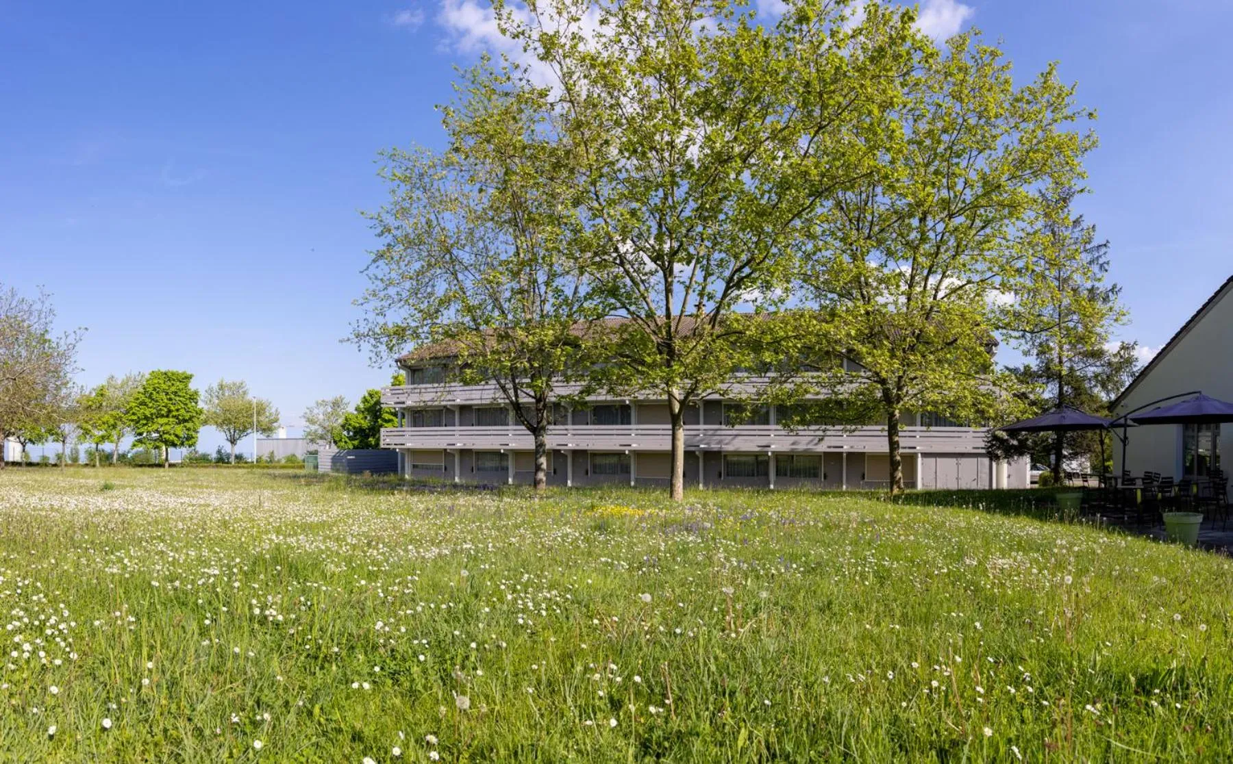 Property building in The Originals City, Hôtel Mâcon Nord