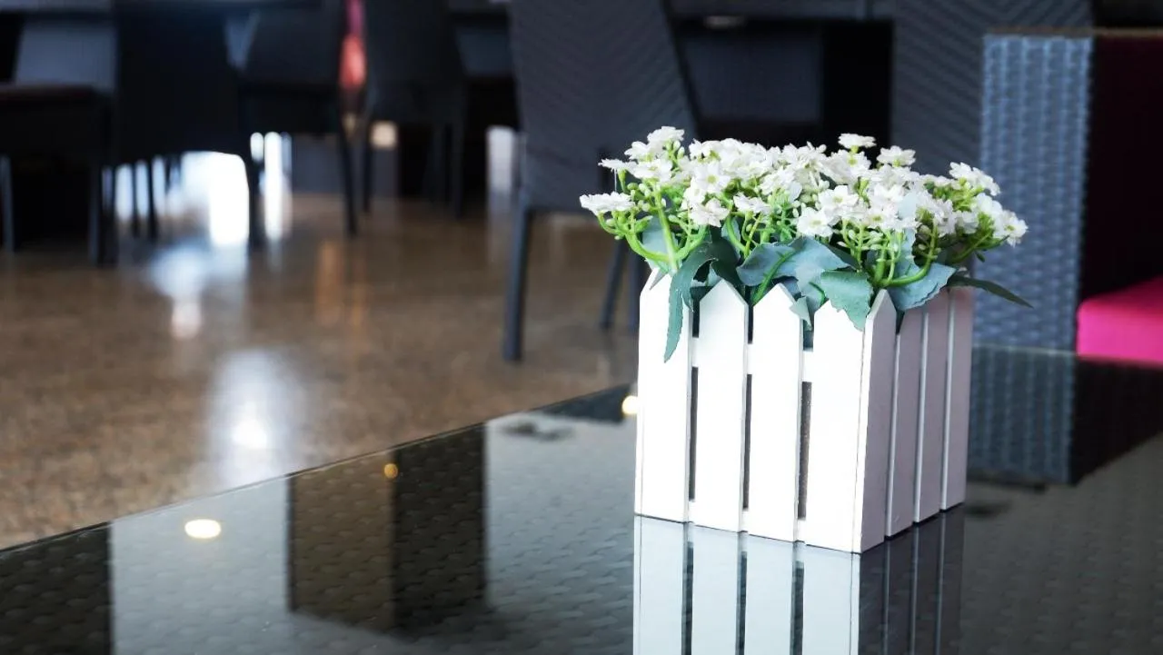 Asialink Easy by Prasanthi