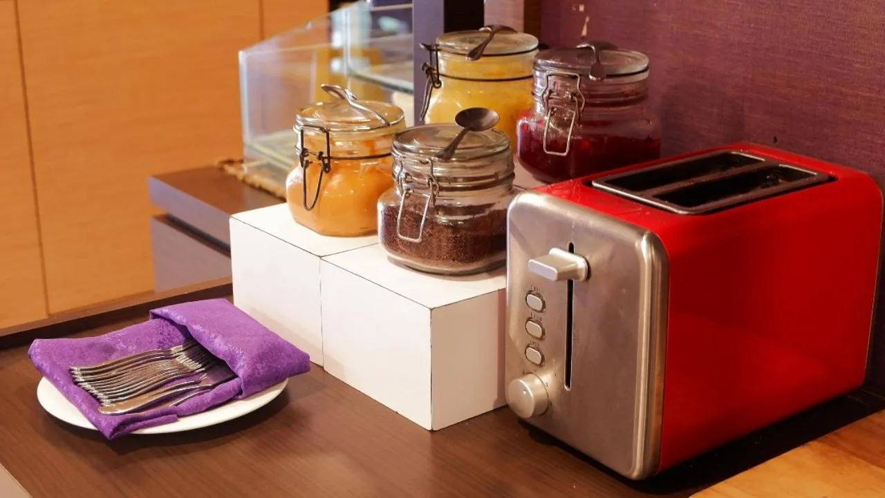 Asialink Easy by Prasanthi