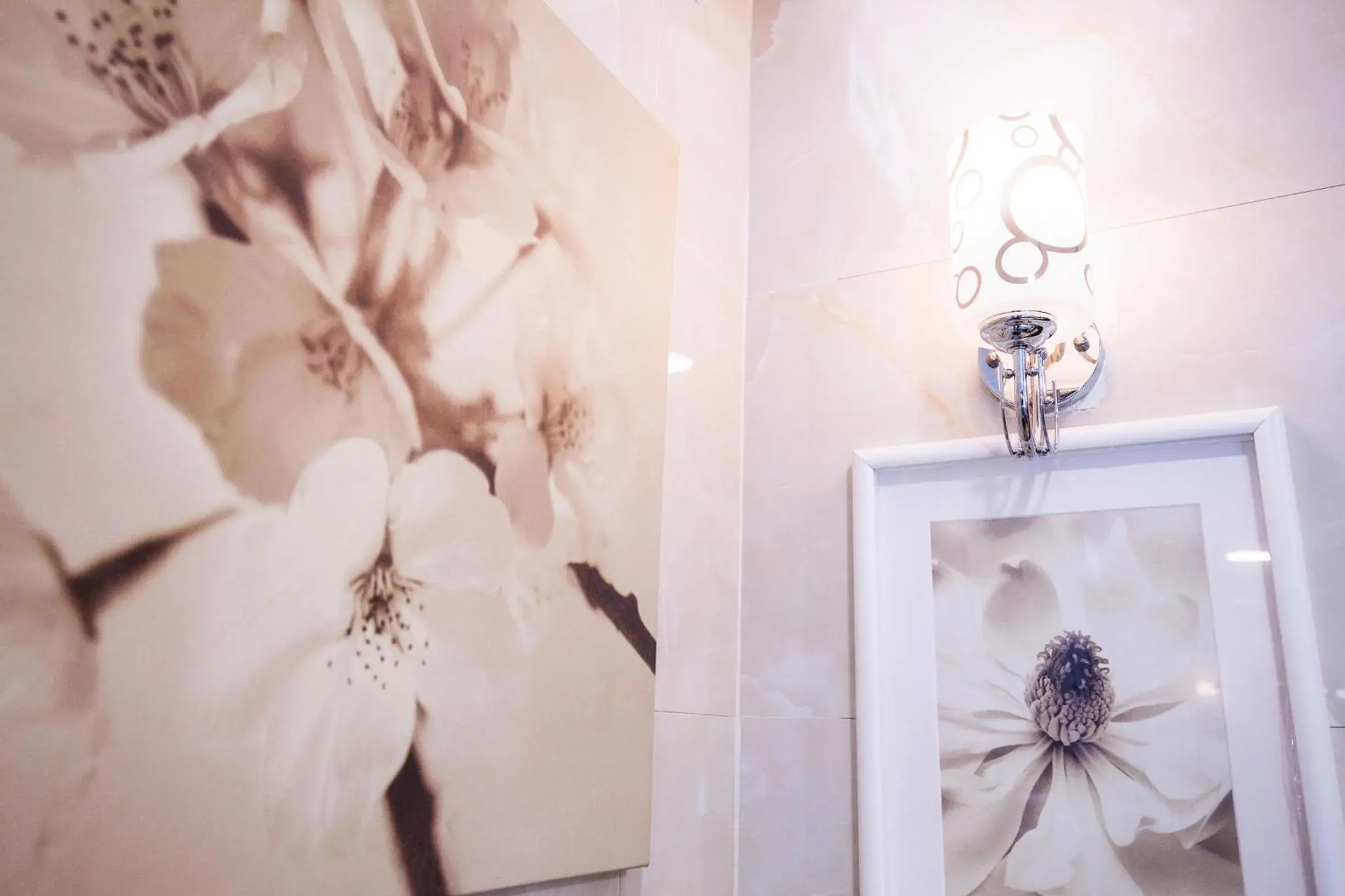 On site in Smiley Inn On site in Smiley Inn