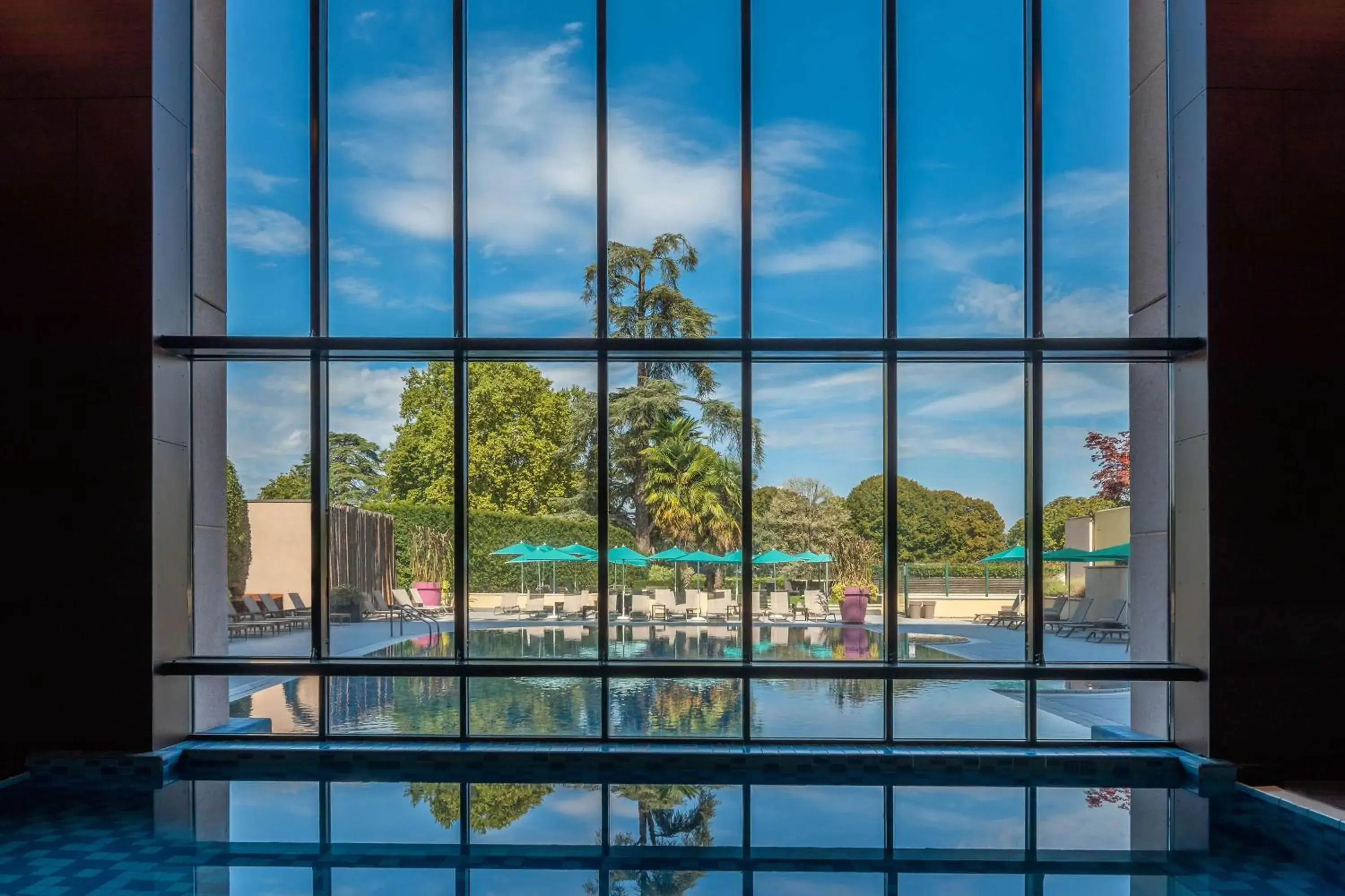 Pool view in Hilton Evian Les Bains Pool view in Hilton Evian Les Bains